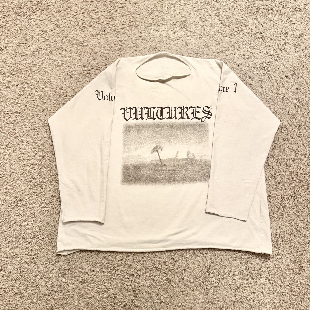 Kanye West Kanye West Vultures Long Sleeve Tee XL Size US XL / EU 56 / 4 - 4 Thumbnail