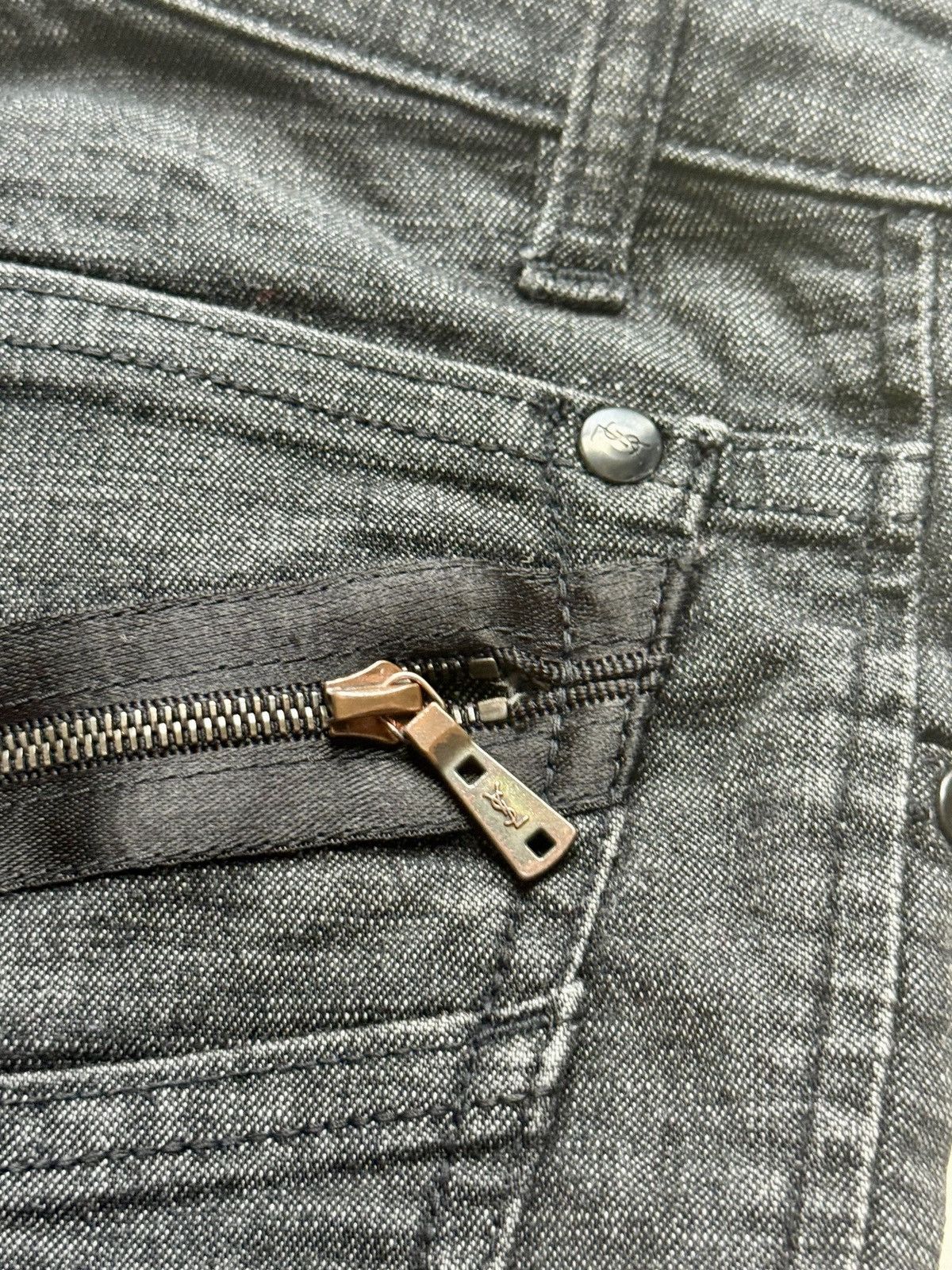 Saint Laurent Paris Yves Saint Laurent Grey Pigmented Denim Size 26" / US 2 / IT 38 - 14 Thumbnail