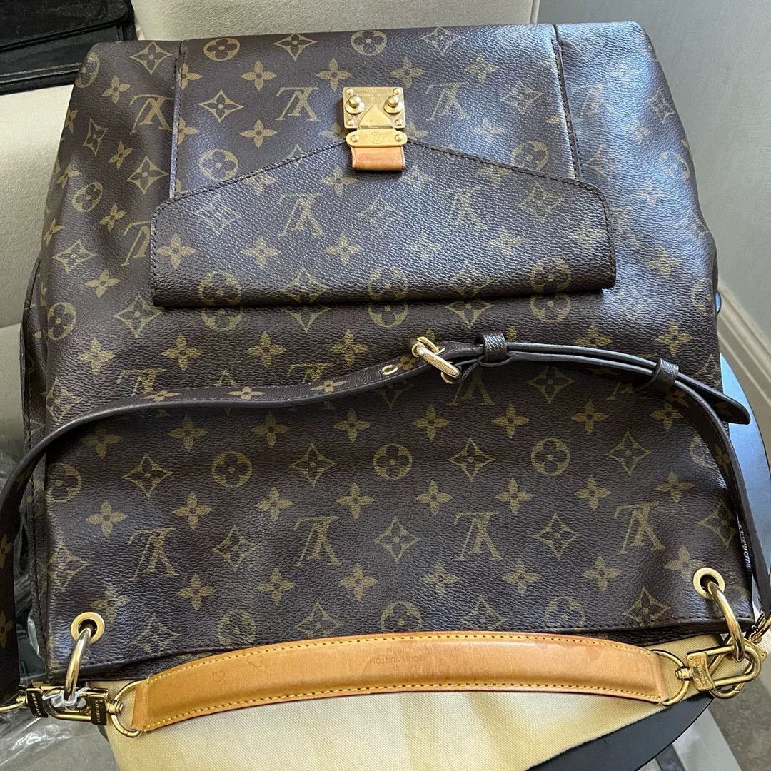 Louis Vuitton Pre-loved Bag Very good condition Size ONE SIZE - 1 Thumbnail