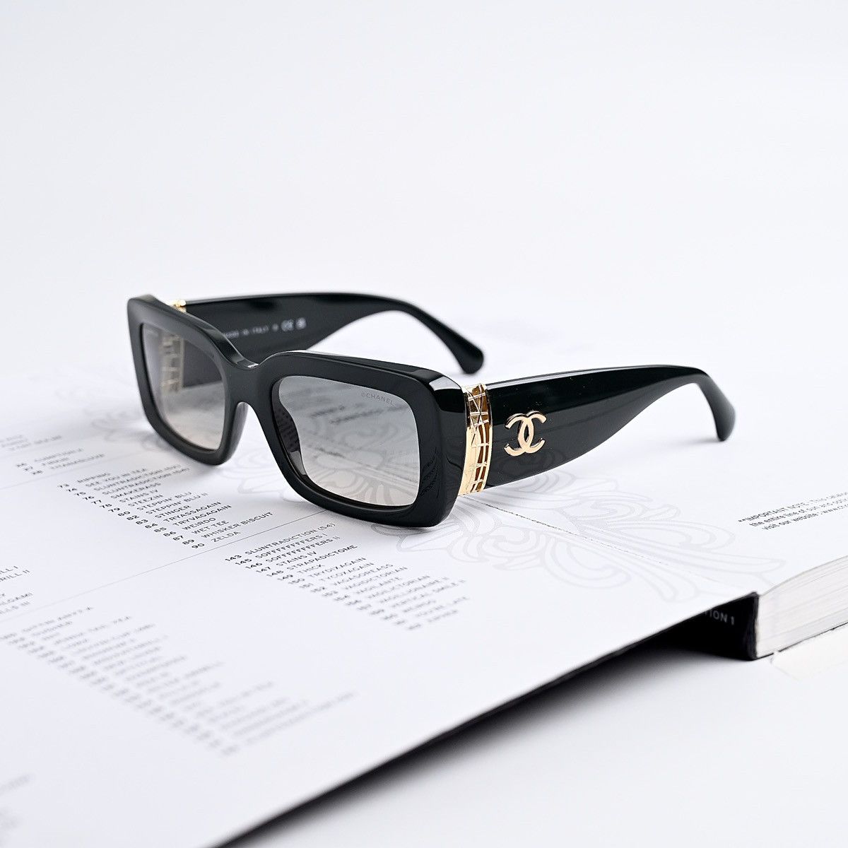 Chanel CHANEL 0CH5534 SUNGLASSES Size ONE SIZE - 1 Thumbnail