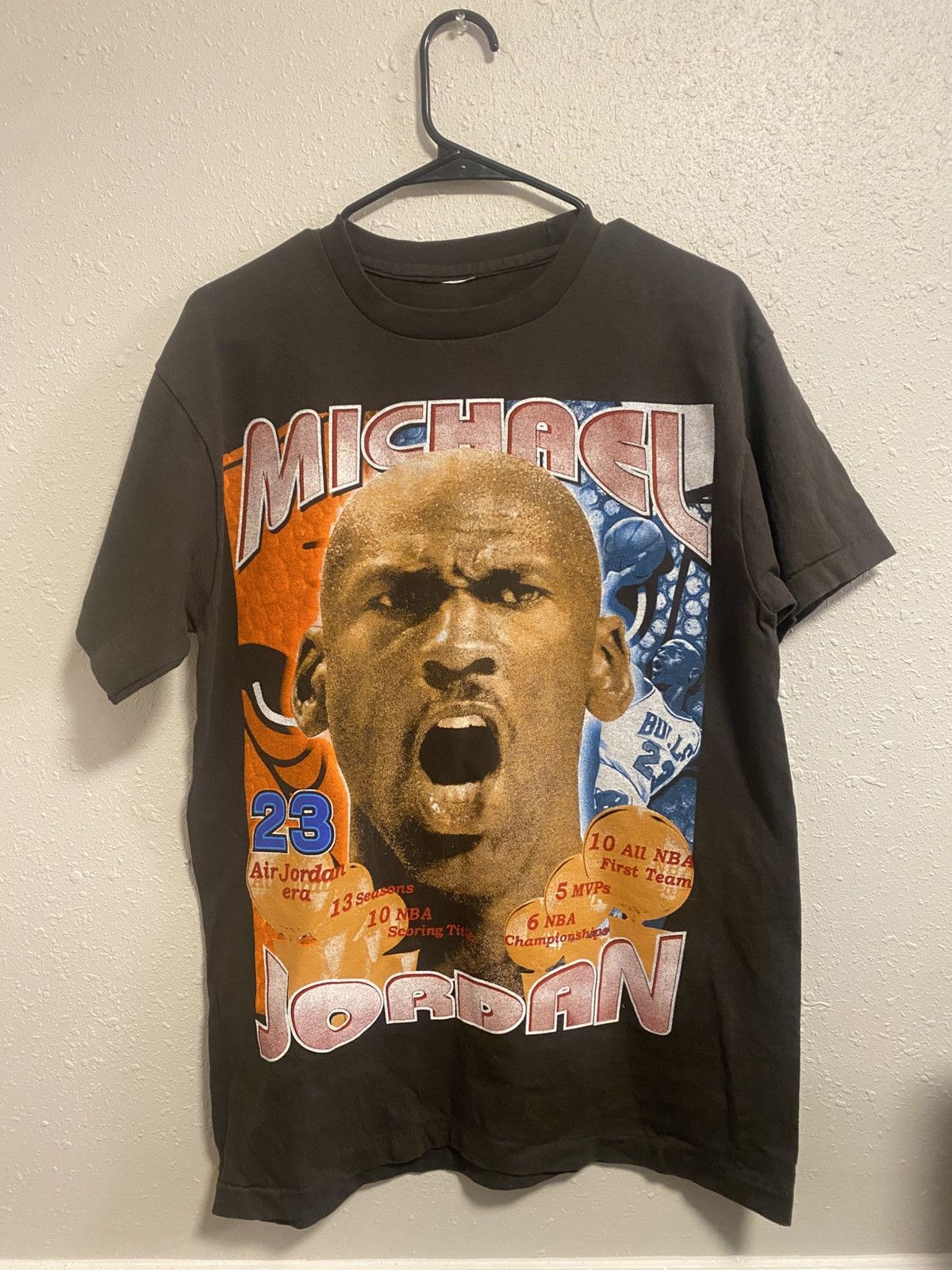 Vintage Michael Jordan 23 T-Shirt Size US M / EU 48-50 / 2 - 1 Thumbnail