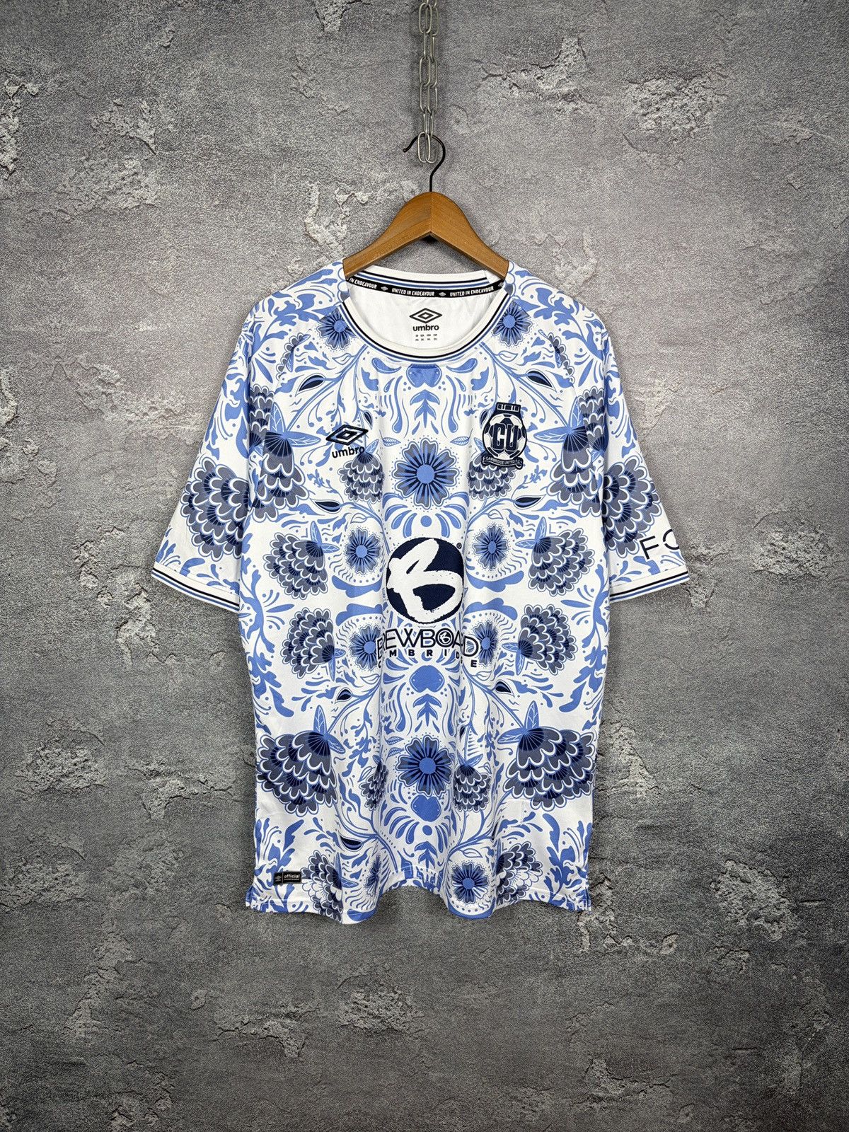 Umbro Umbro Cambridge United FC 2024/25 Away Jersey Floral Print Size US XXL / EU 58 / 5 - 1 Thumbnail