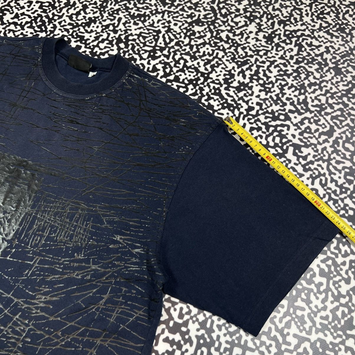 Gianfranco Ferre Vintage 90s Gianfranco Ferre Abstract Logo Luxury T-shirt Size US L / EU 52-54 / 3 - 14 Thumbnail