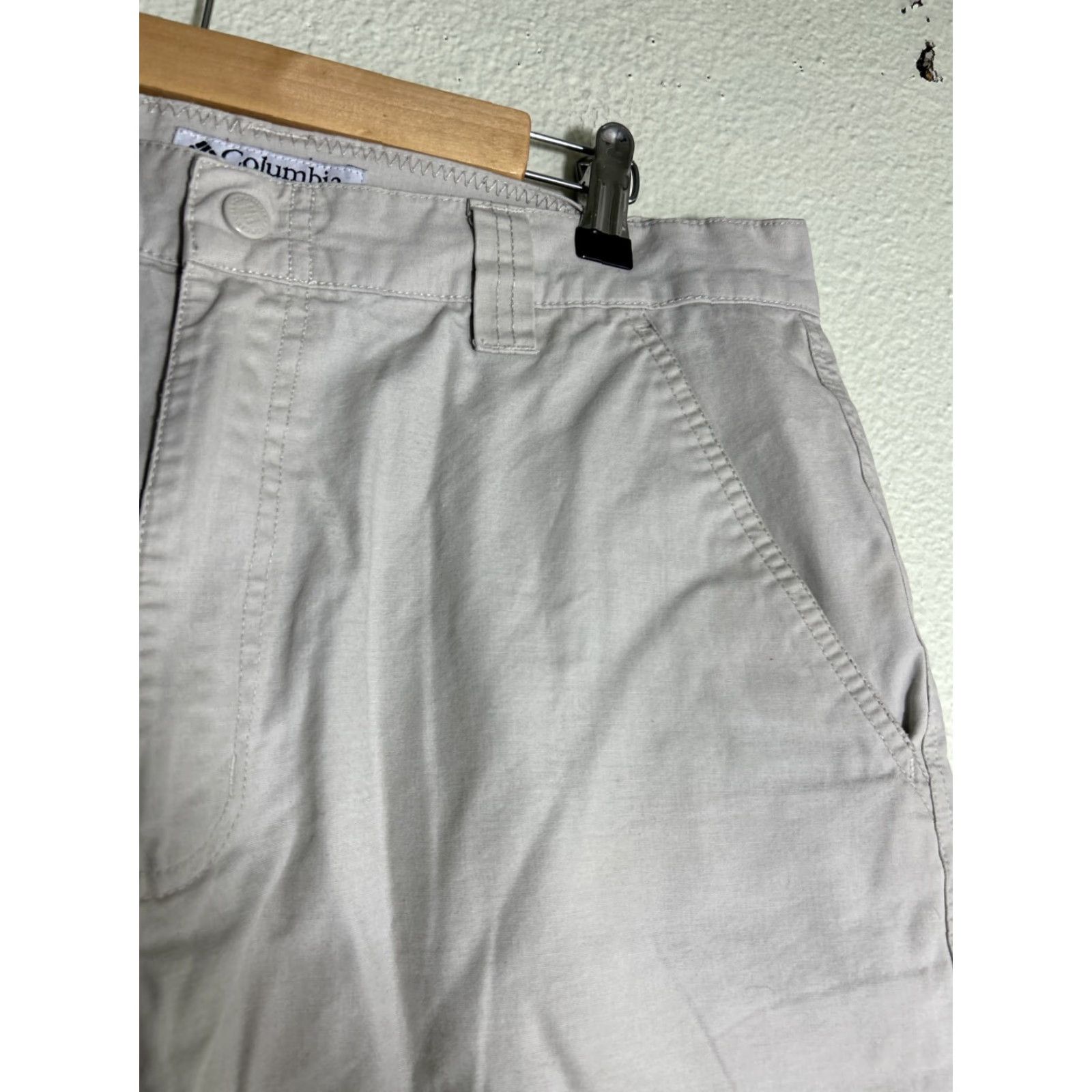 Vintage Columbia Cargo Shorts Beige 100% Cotton Mens Size 34x9 size 34 Regular Shorts Beige Cargo Men 34x9 Size US 34 / EU 50 - 5 Thumbnail