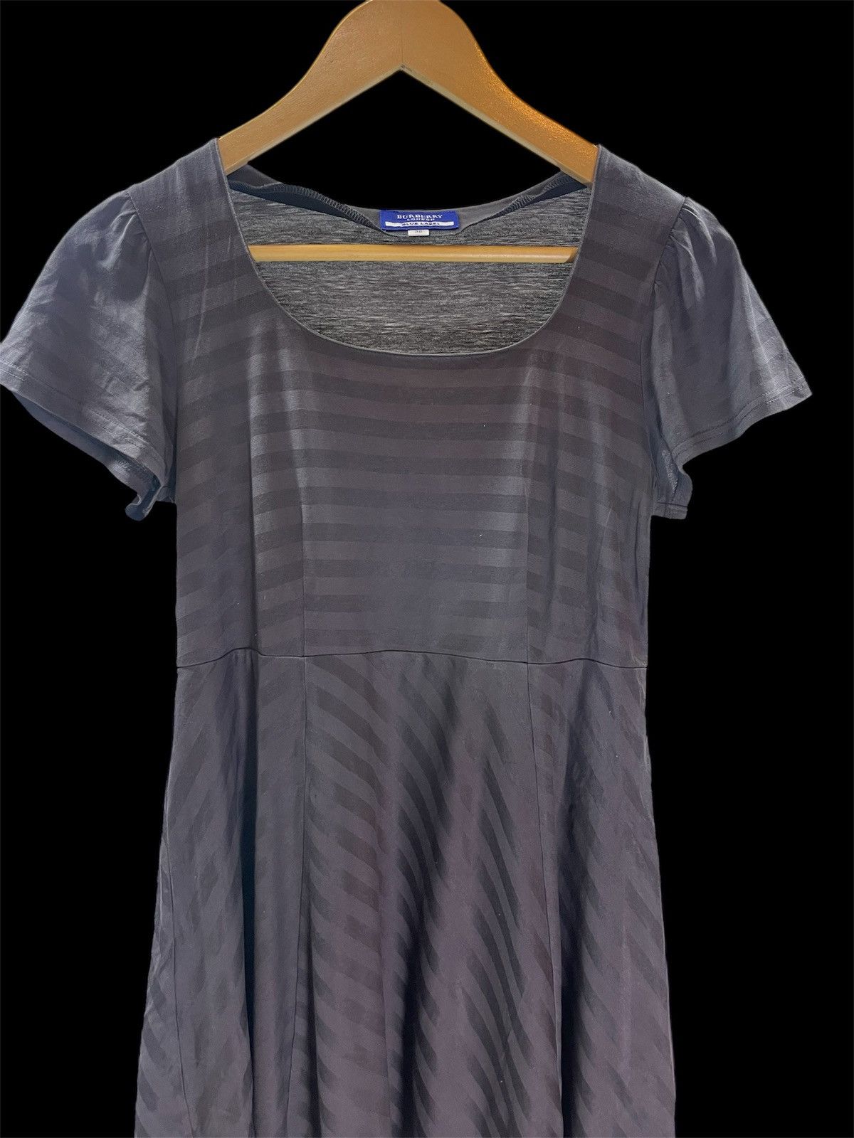 Burberry Burberry midi dress Size XS / US 0-2 / IT 36-38 - 1 Thumbnail