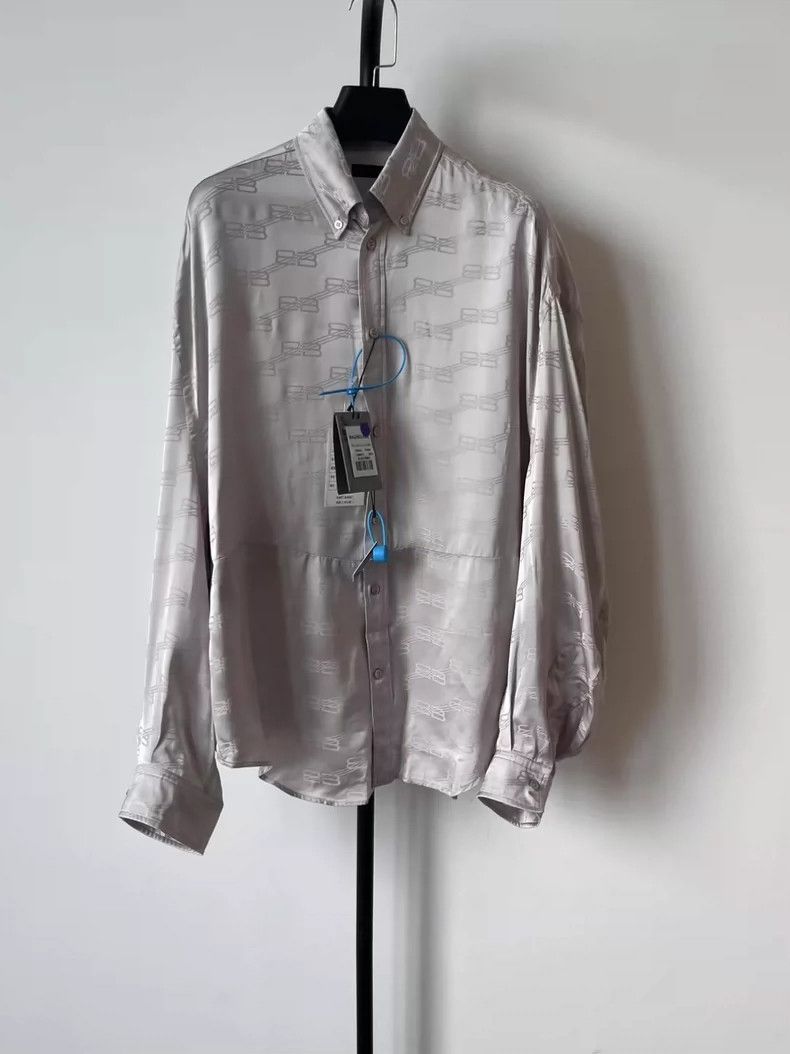 Balenciaga Balenciaga Full Logo Long Sleeve Shirt Size S / US 4 / IT 40 - 1 Thumbnail