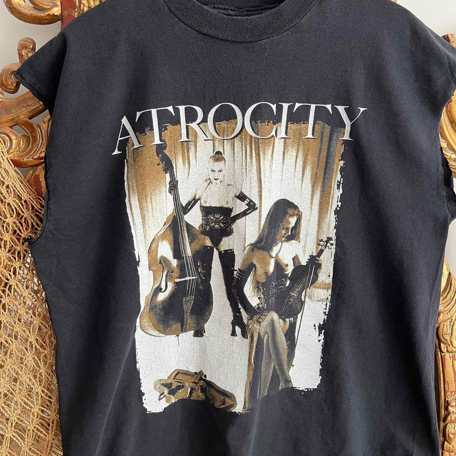 Band Tees × Vintage Vintage Atrocity Single Stitch Tee 90s Size US XL / EU 56 / 4 - 3 Thumbnail