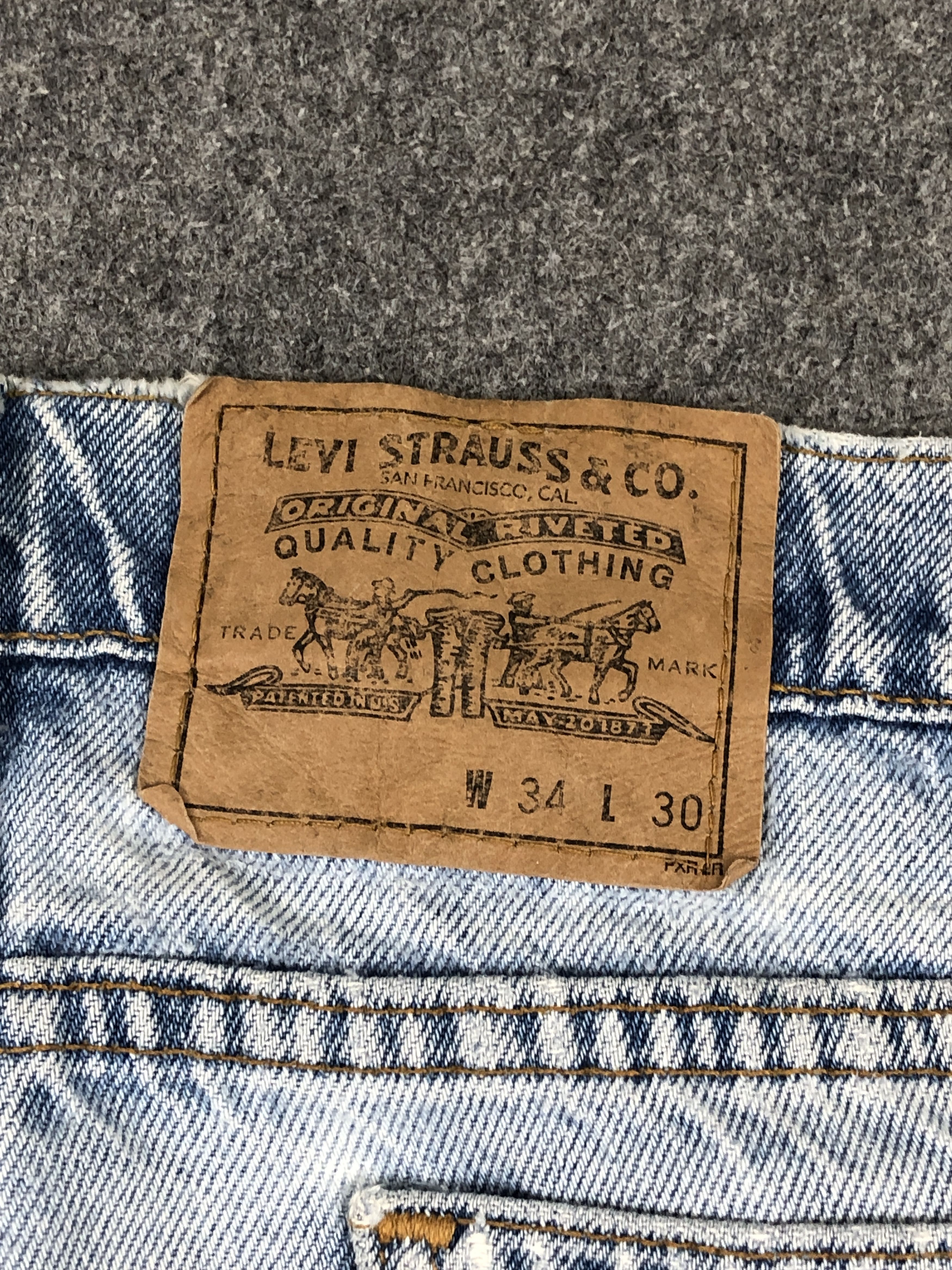 Levi's Distressed Vintage 90s Levis Light Washed Jeans DP2358 Size US 31 - 5 Thumbnail