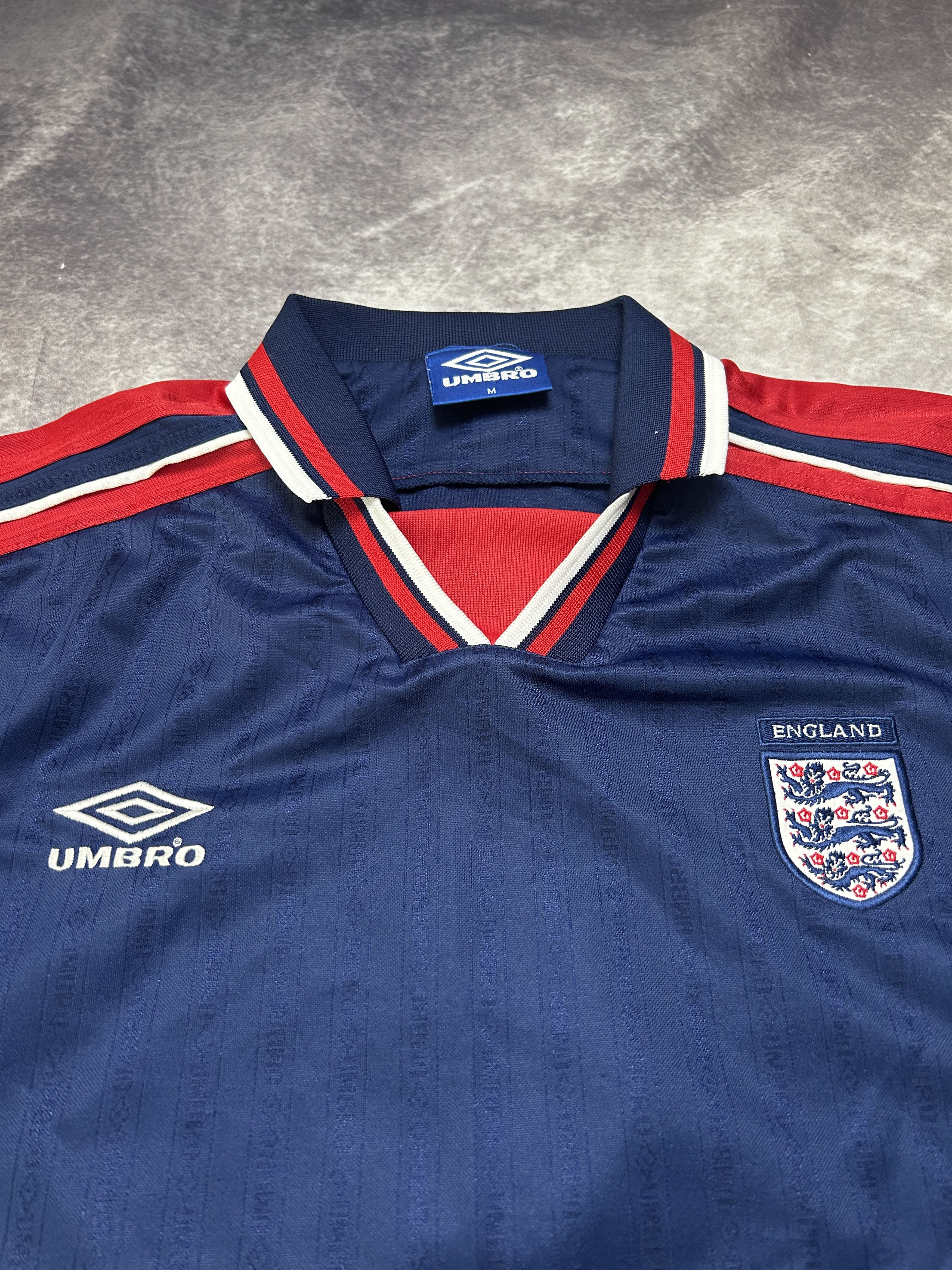Umbro Vintage Umbro England 90's Soccer Jersey Size US M / EU 48-50 / 2 - 2 Thumbnail