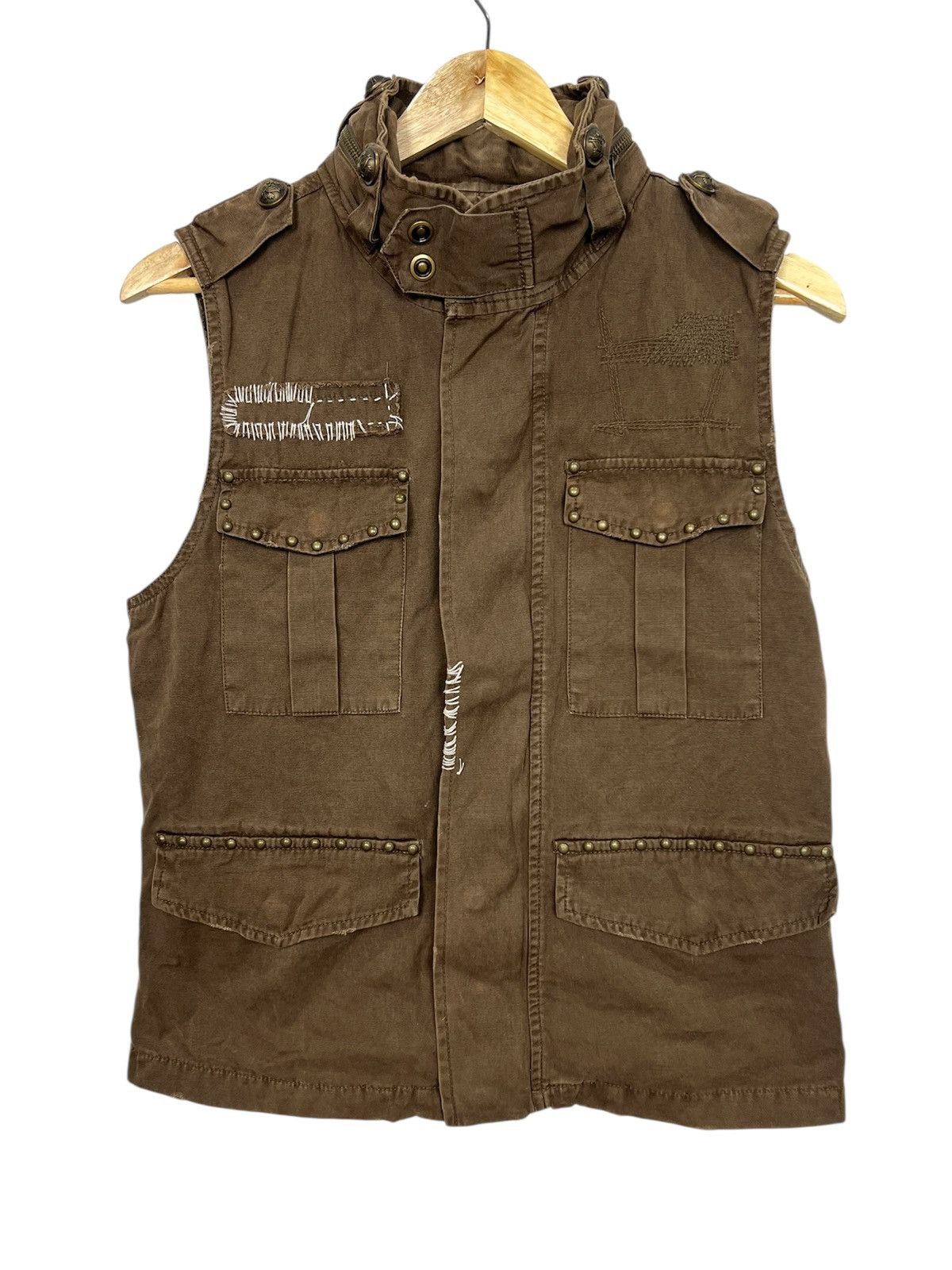 IN THE ATTIC Japanese Brand Studded Military Vest