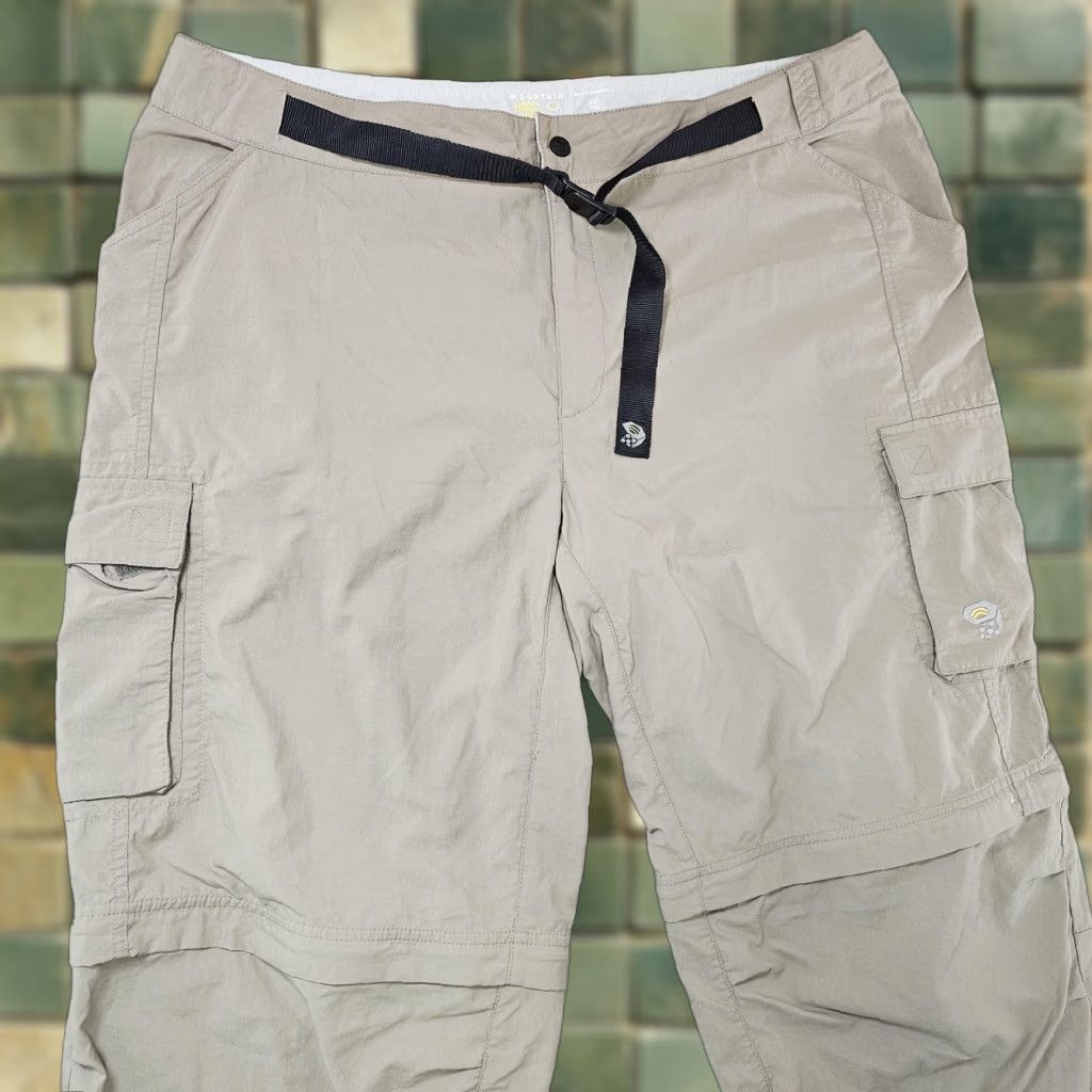 Mountain Hardwear Mountain Hardwear Mens Pants 2XL Beige Convertible Zip Off Cargo Hiking OM2192 Size US 39 - 1 Thumbnail