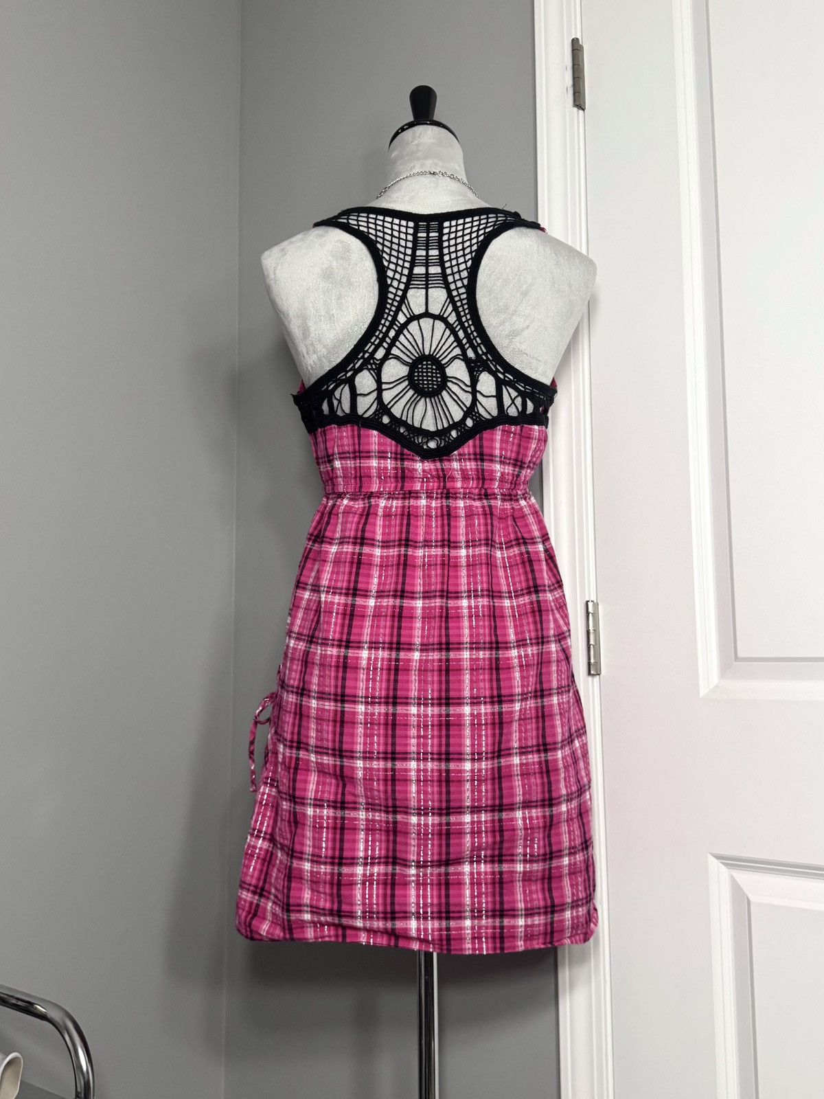 Decree Decree Studded Pink & Black Plaid Dress w/ Crochet Racerback Size M / US 6-8 / IT 42-44 - 9 Thumbnail