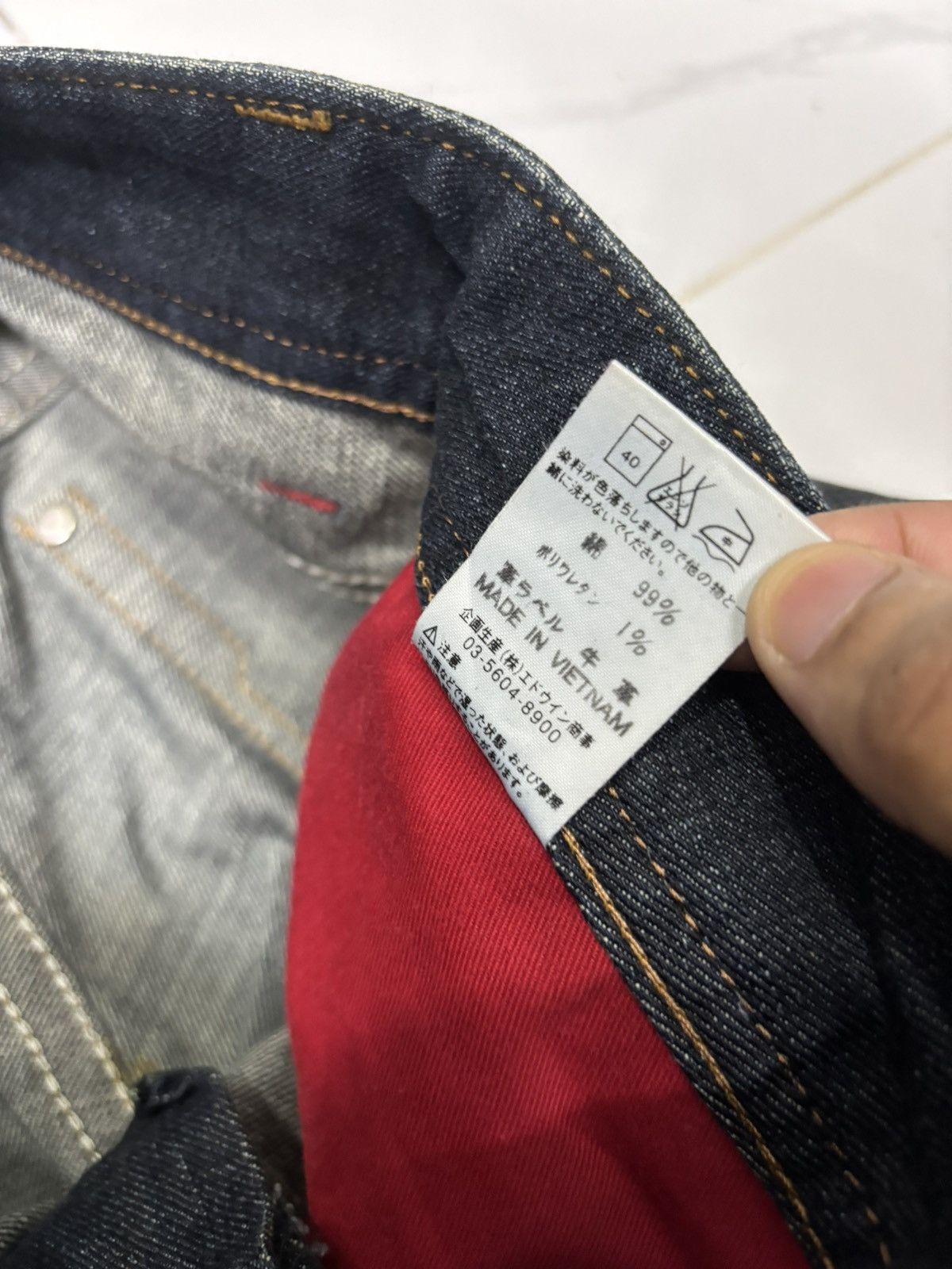 Edwin EDWIN E-FUNCTION CLAW MARK CURVED DISTRESSED DENIM JEANS Size US 32 / EU 48 - 13 Thumbnail