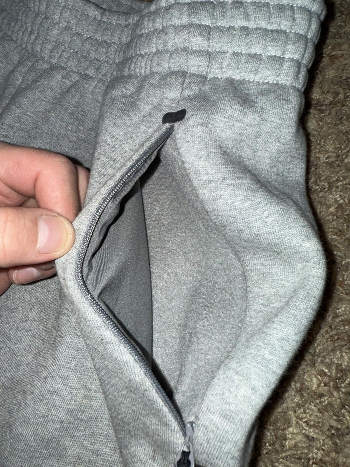 Nike Nike Air Jordan Men’s Shield Fleece Basketball Training Sweatpants Joggers Size US 32 / EU 48 - 2 Thumbnail