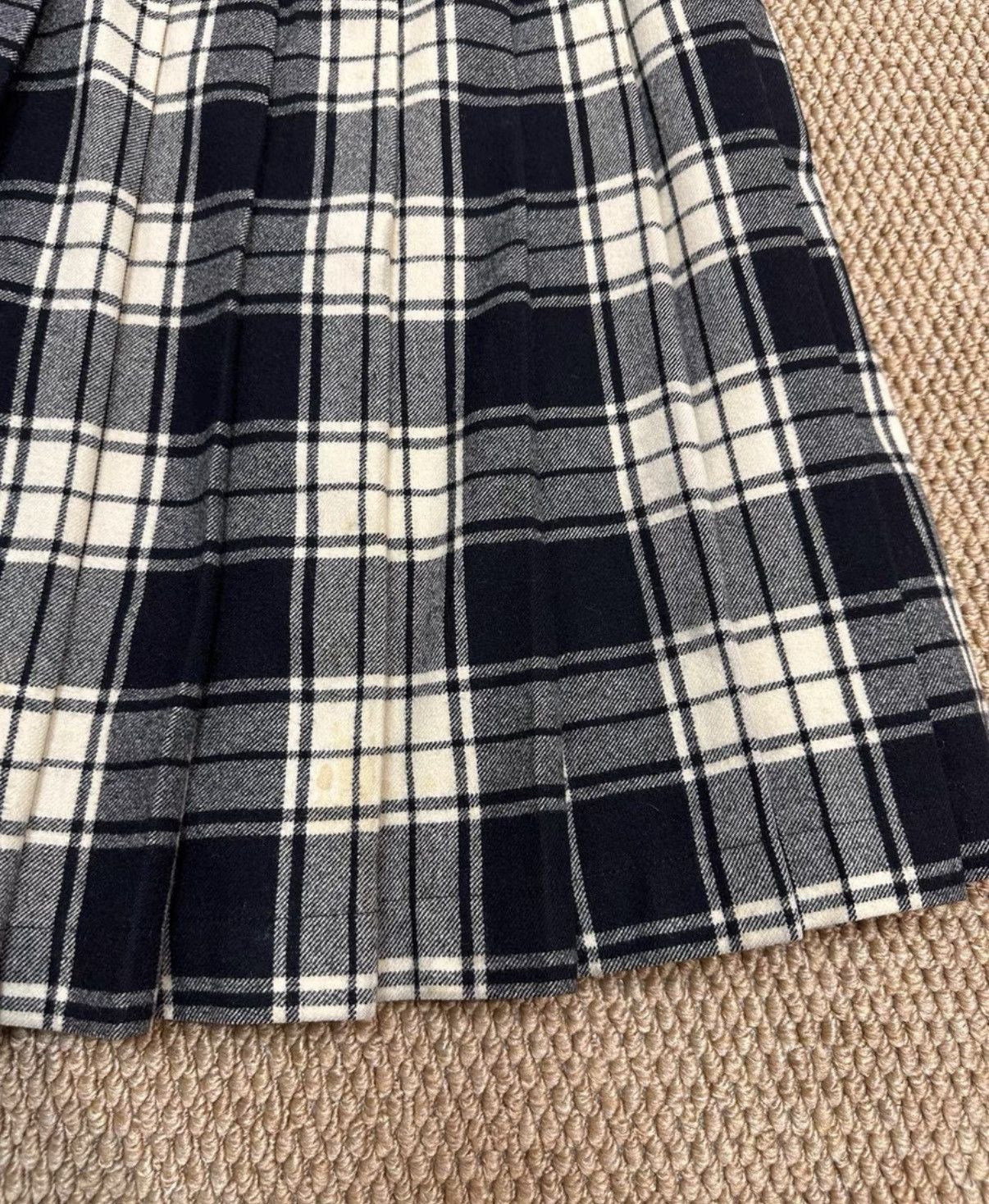 Comme des Garcons COMME des GARÇONS Black & White Wool Plaid Pleated Skirt K23 Size 26" / US 2 / IT 38 - 4 Thumbnail