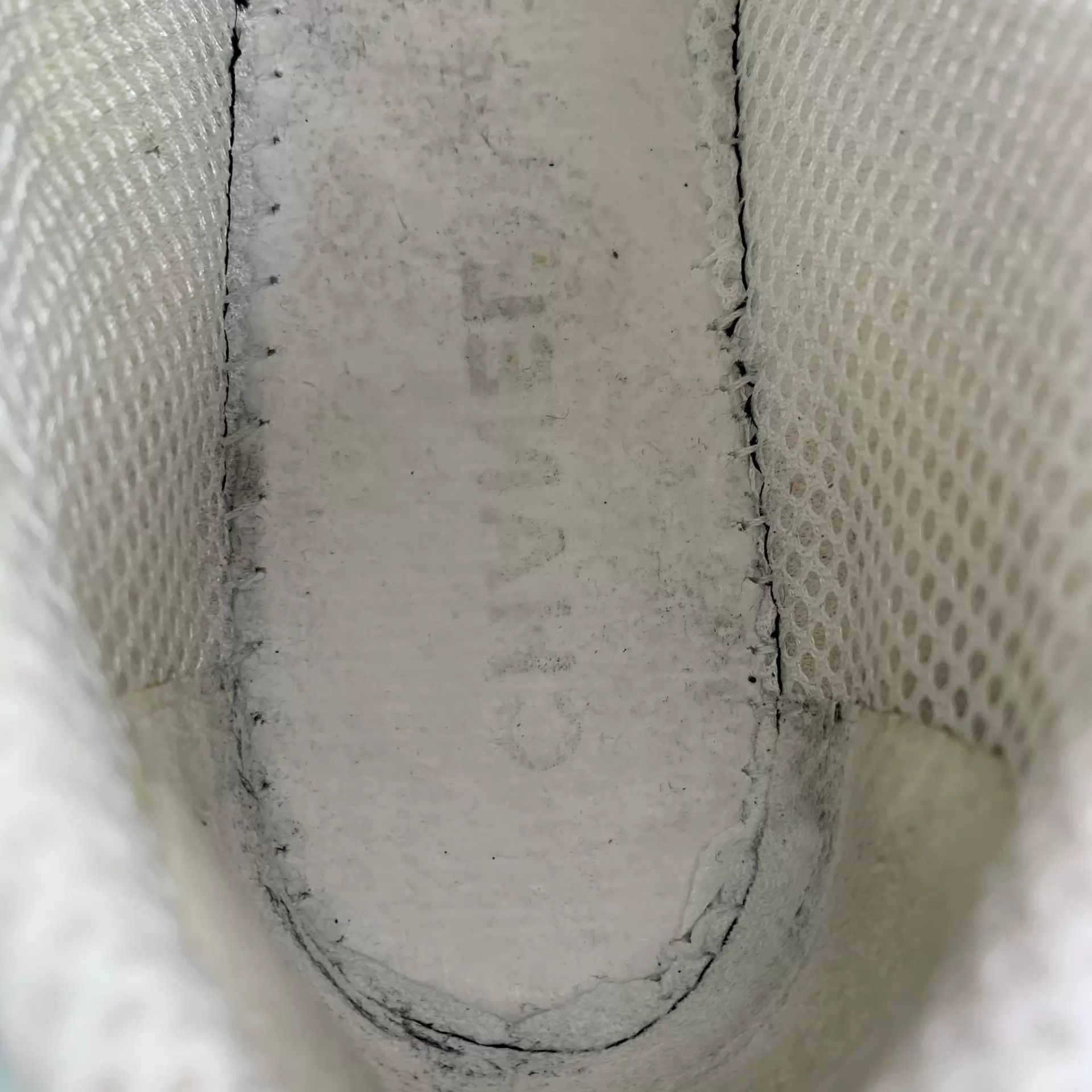 Chanel CHANEL Suede Green Sneakers Size 37.5 Size US 7 / IT 37 - 7 Thumbnail