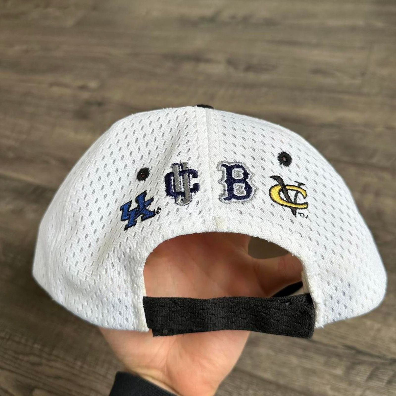 NCAA × Vintage Vintage 2011 Houston NCAA Final Four College Basketball Hat Size ONE SIZE - 6 Thumbnail