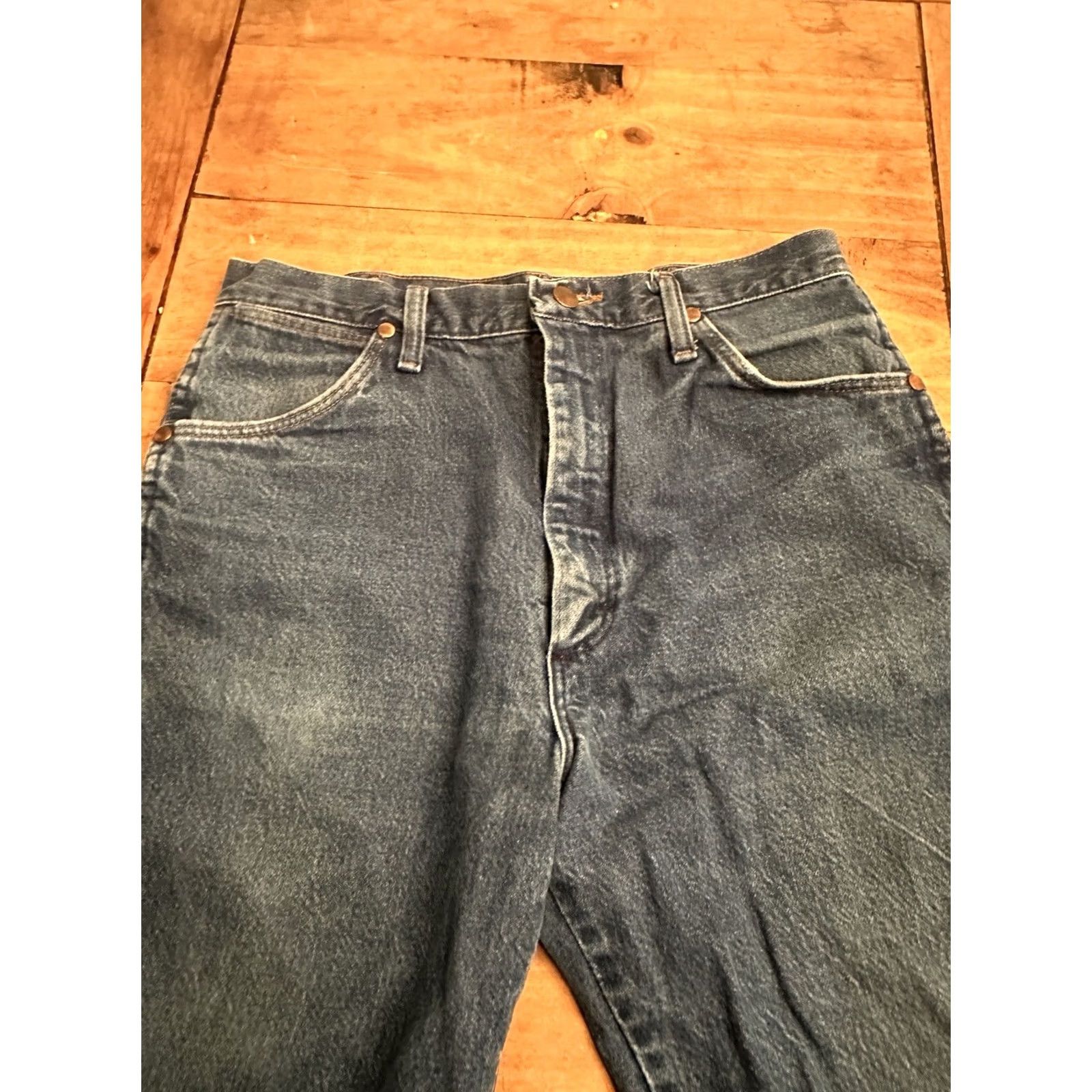 Wrangler Wrangler 13MWZ Jeans Men 32x36 Blue Denim Western Cowboy Cut Riding Work Pants Color Blue Denim Regular Straight Mens 13MWZ USA Cowboy Theme Size US 32 / EU 48 - 5 Thumbnail