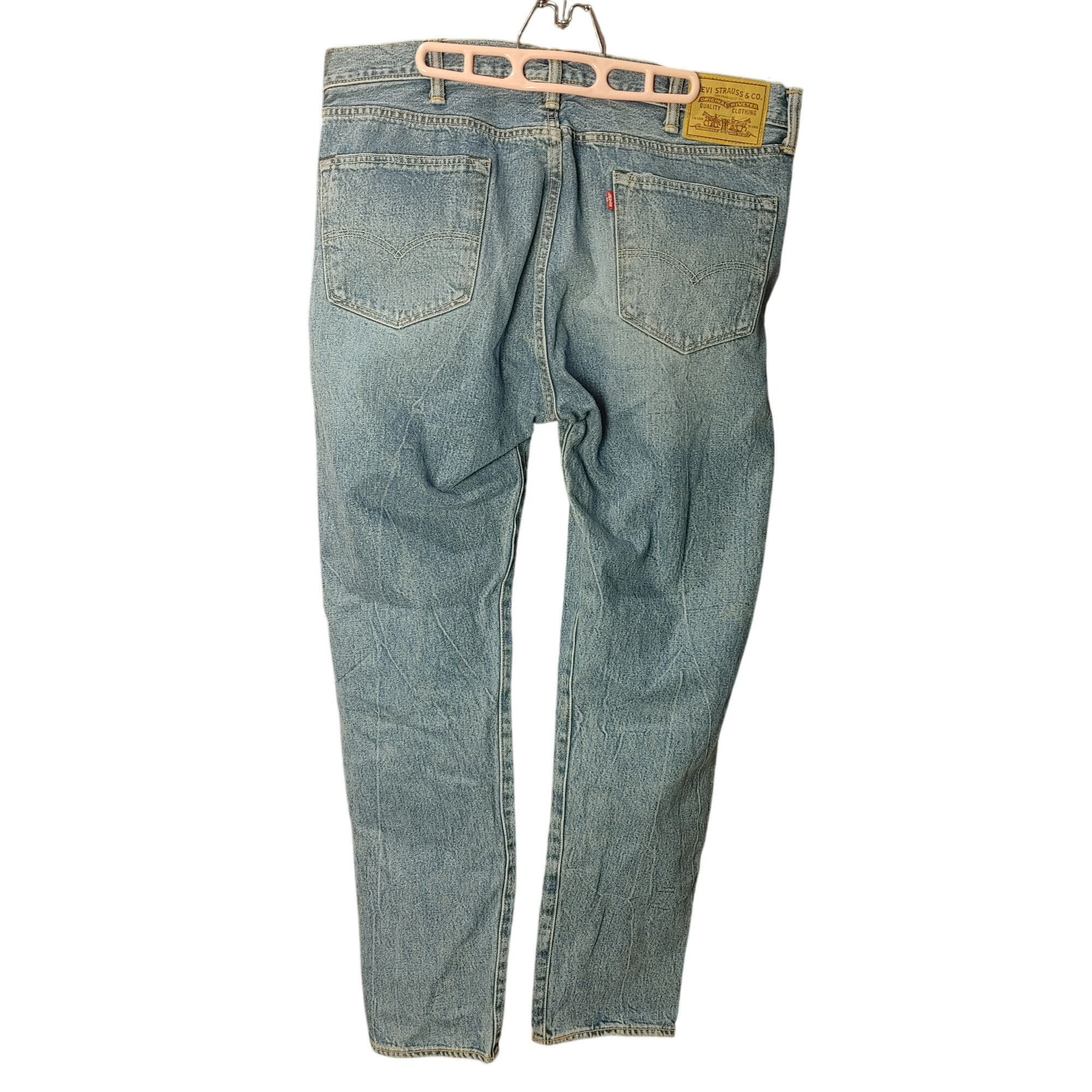 Levi's Levi Strauss & Co. Men's Medium Wash Blue Denim Button Fly J Size US 38 / EU 54 - 2 Thumbnail