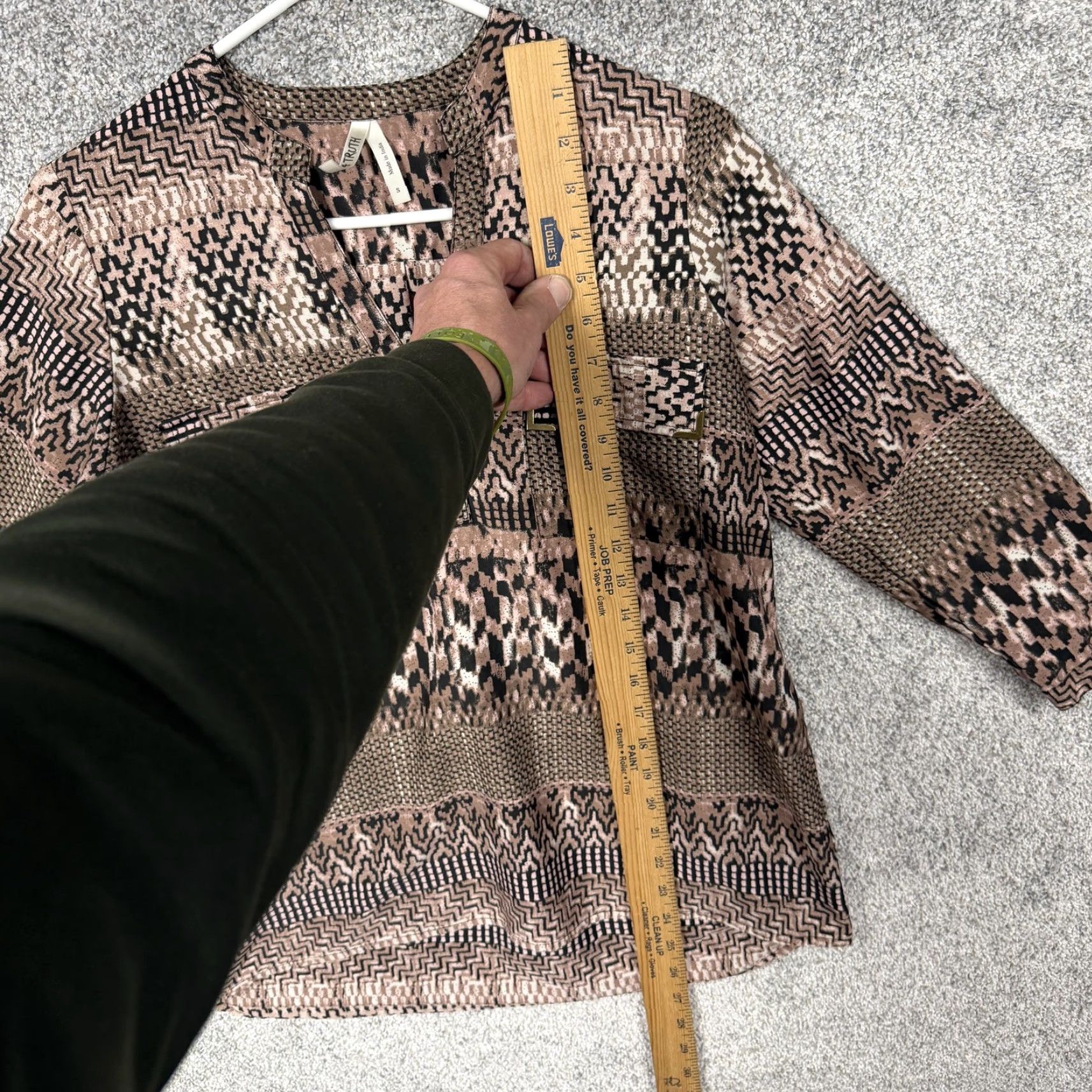 Vintage Live 4 TRUTH Blouse Tunic 3/4 Sleeve Womens S Brown Geometric Print Boho Tribal Pattern Knit Polyester V-Neck Casual Daywear Size S / US 4 / IT 40 - 2 Thumbnail