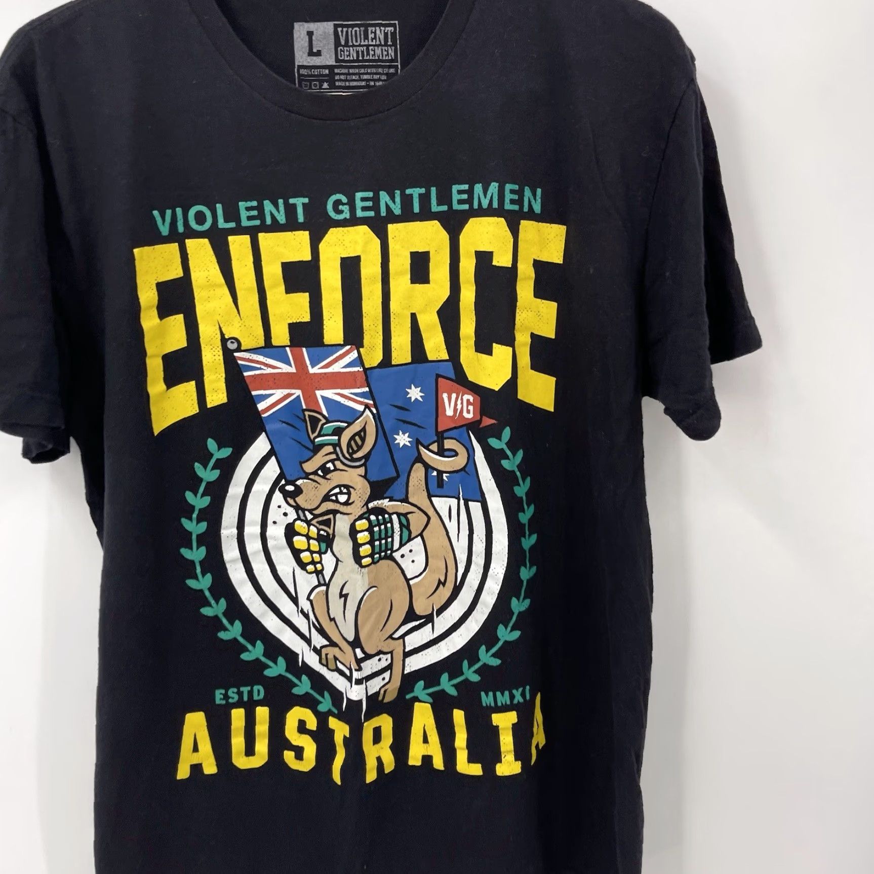 KangaROOS Violent Gentlemen Kangaroo Graphic T-Shirt Black Large Mens Size US L / EU 52-54 / 3 - 4 Thumbnail