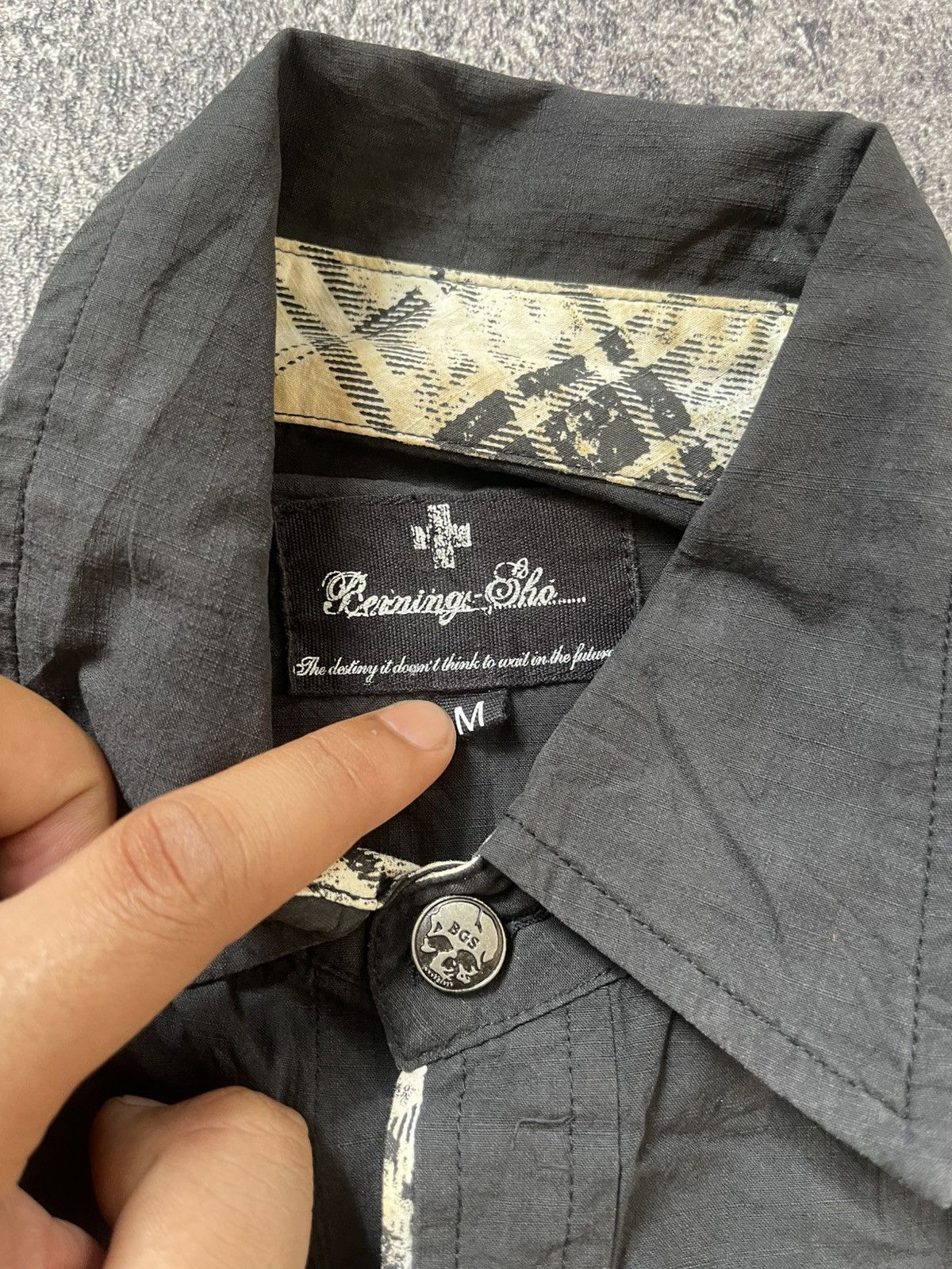 Japanese Brand Y2K Berning Sho Skull ifsixwasnine shirt Size US M / EU 48-50 / 2 - 5 Thumbnail