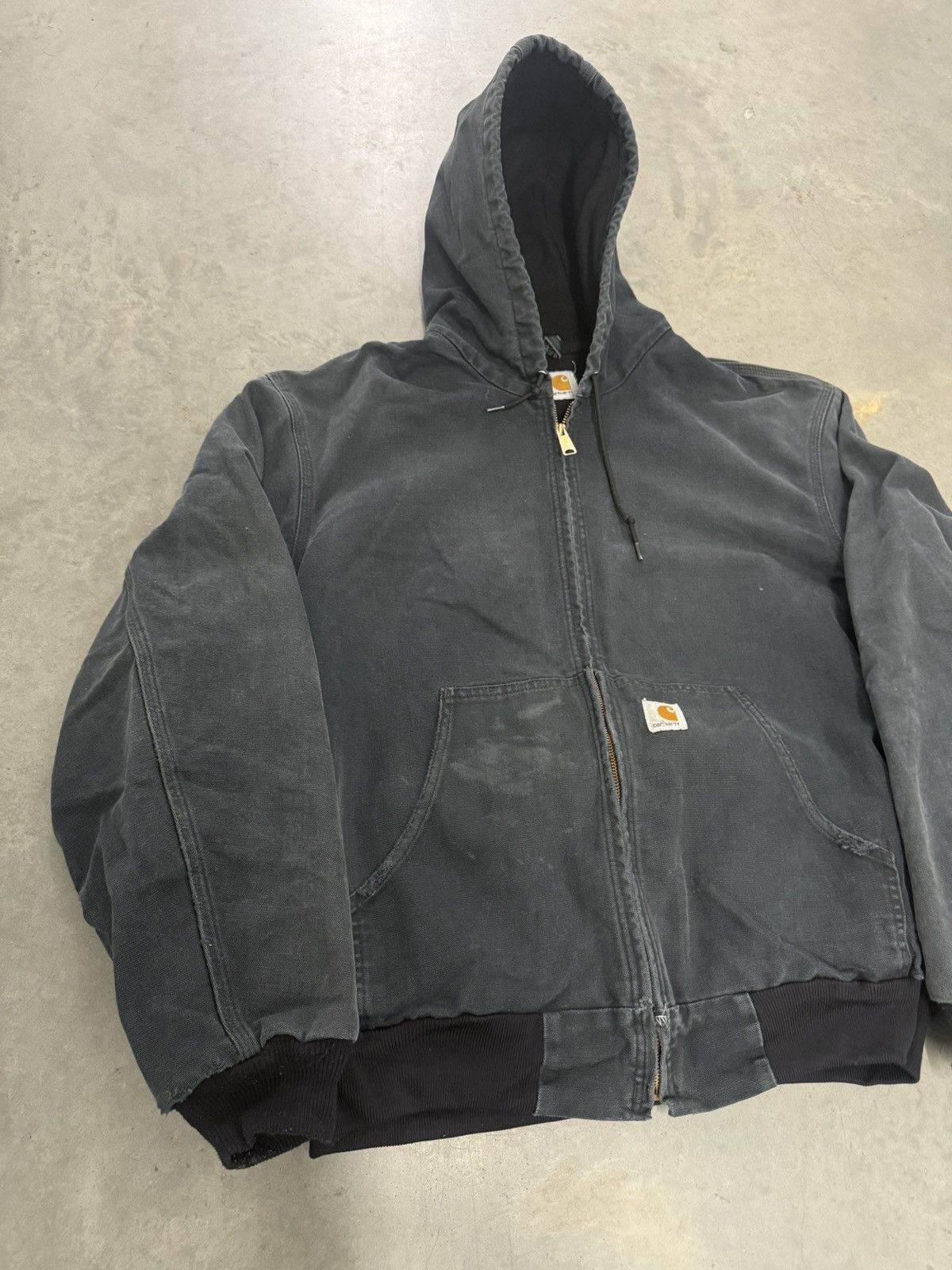 Carhartt Carhartt Black Faded Hooded Canvas Jacket USA Made Vintage Size US XL / EU 56 / 4 - 7 Thumbnail