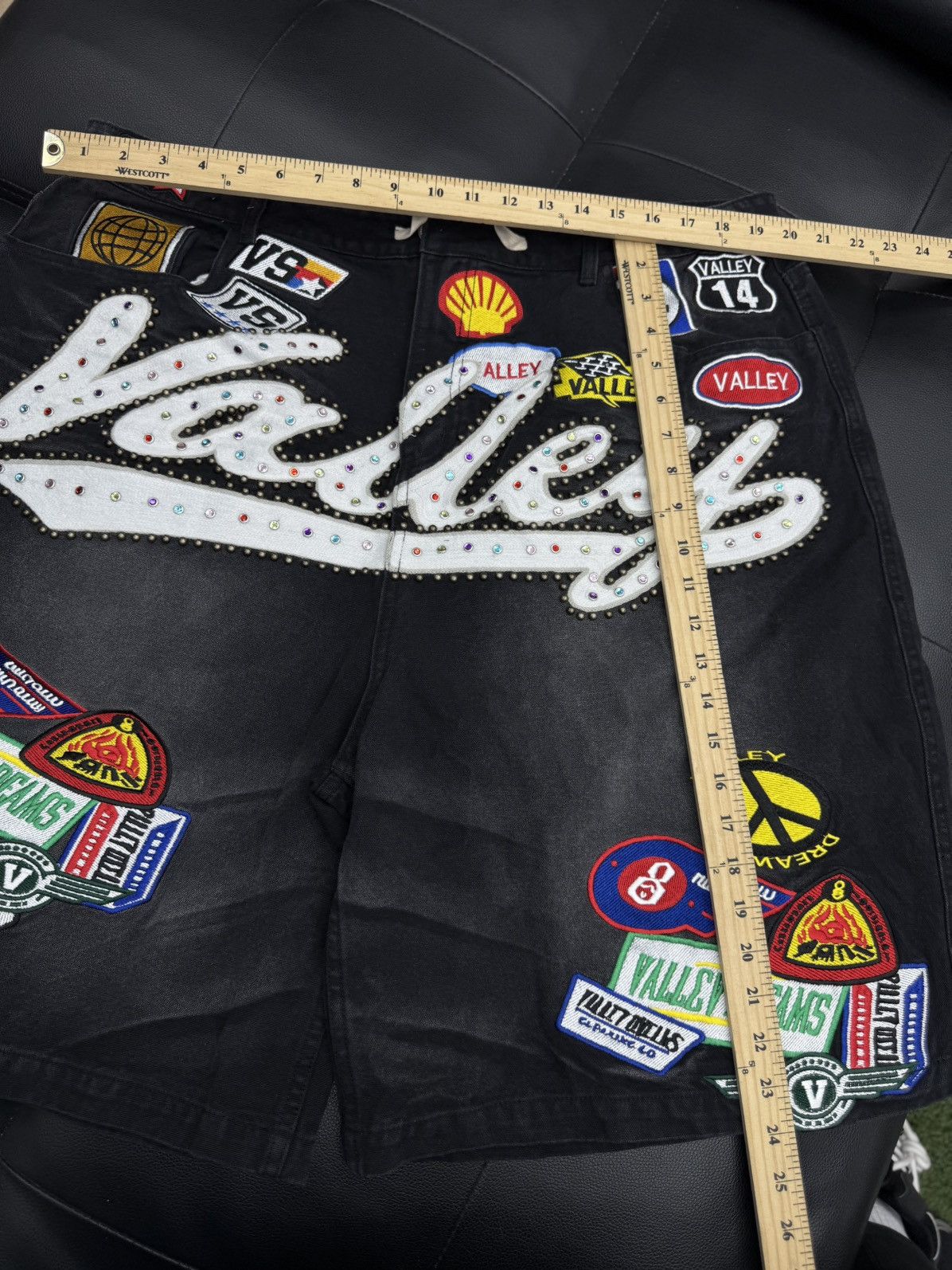 Vale Valley Black Denim Patchwork Shorts Size 38 (Brand New) Size US 38 / EU 54 - 8 Thumbnail