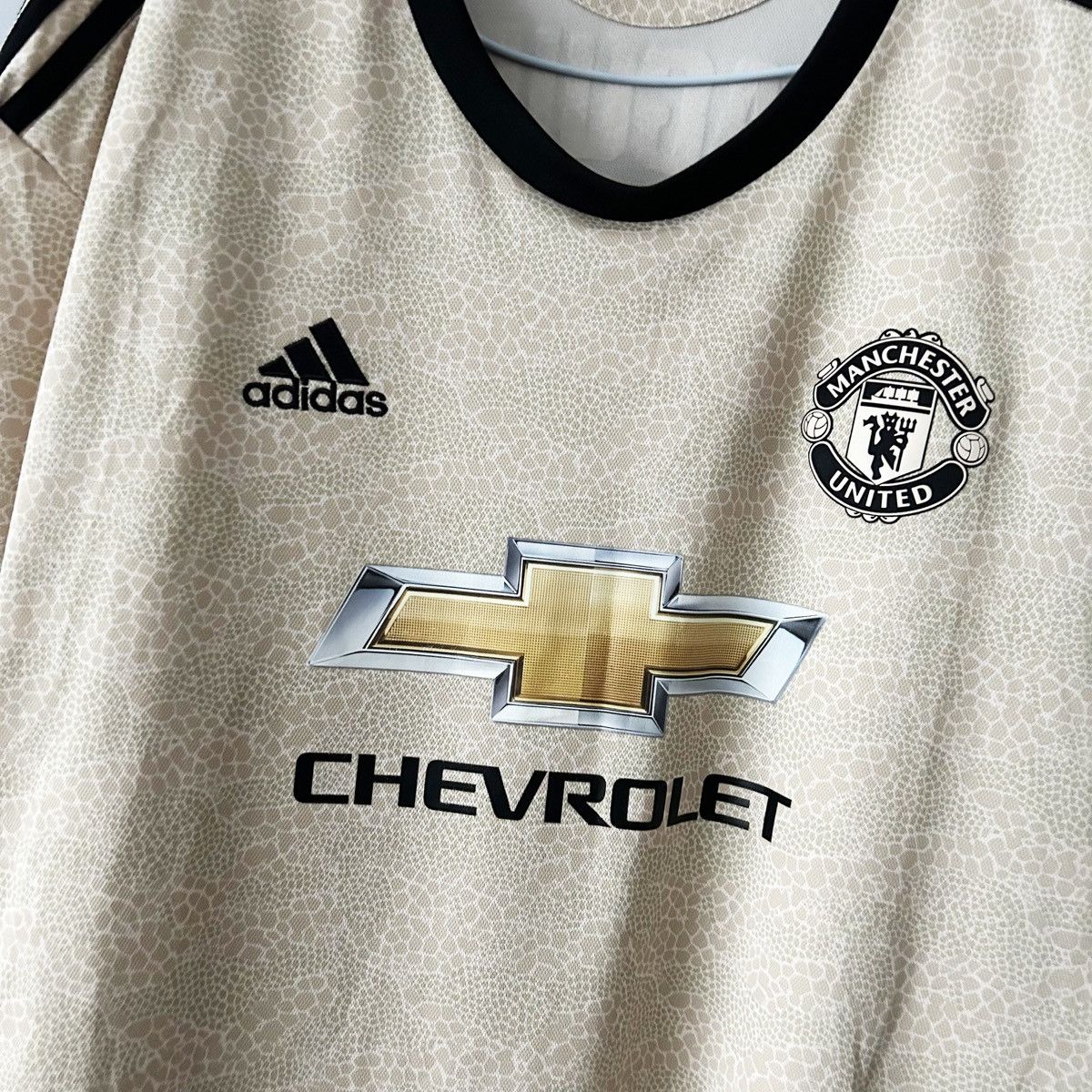 Other Manchester United jersey 2019 2020 #5 Maguire Size US XXL / EU 58 / 5 - 6 Thumbnail