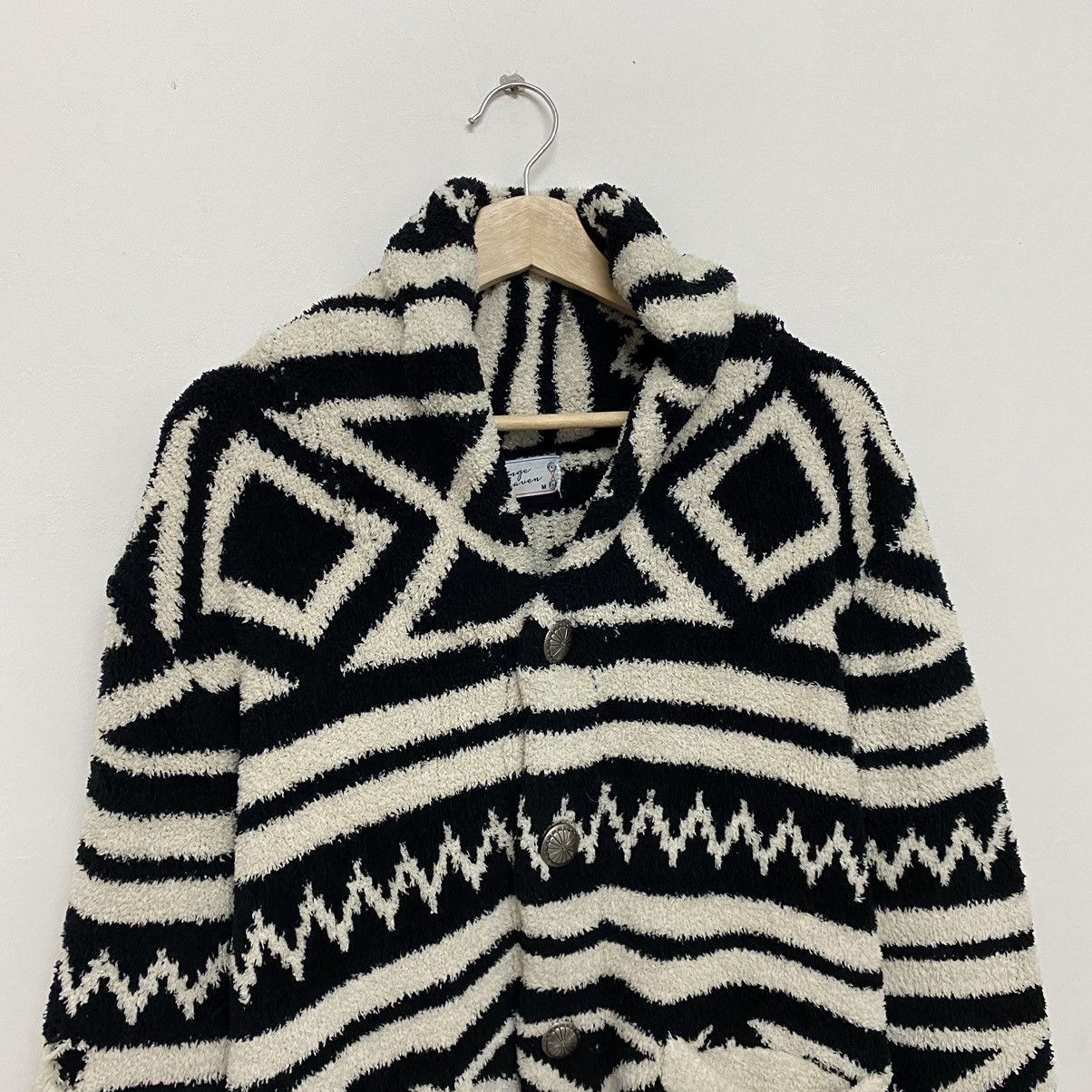 If Six Was Nine × Japanese Brand × Le Grande Bleu (L.G.B.) Strange Heaven Knitted Sweater Button Down Tribal Abstract Size US M / EU 48-50 / 2 - 3 Thumbnail