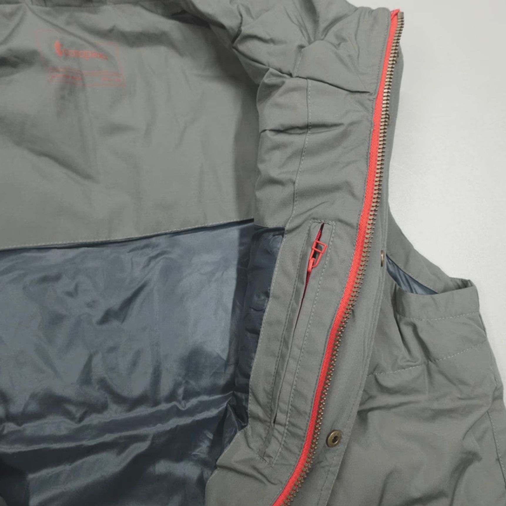 Cotopaxi Cotopaxi Tianjin 650F Dridown Canvas Vest Men's Size S Women's M Waterproof Grey Size S / US 4 / IT 40 - 5 Thumbnail