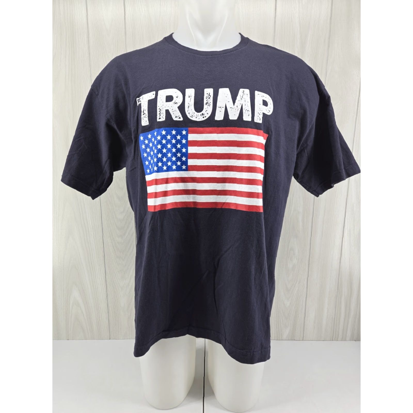 Vintage Bayside Trump Flag Shirt XL Navy USA Patriotic Graphic Tee Mens Size US XL / EU 56 / 4 - 2 Thumbnail