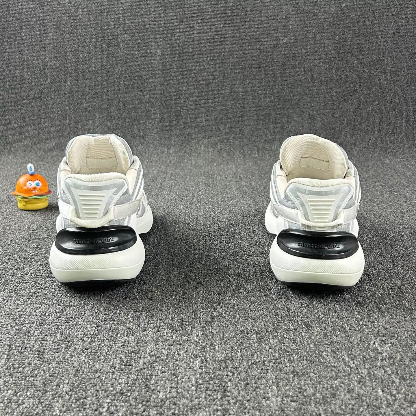 Dior Dior B24 Runtek White/Gray 41.5 Sneakers Size US 8.5 / EU 41-42 - 5 Thumbnail