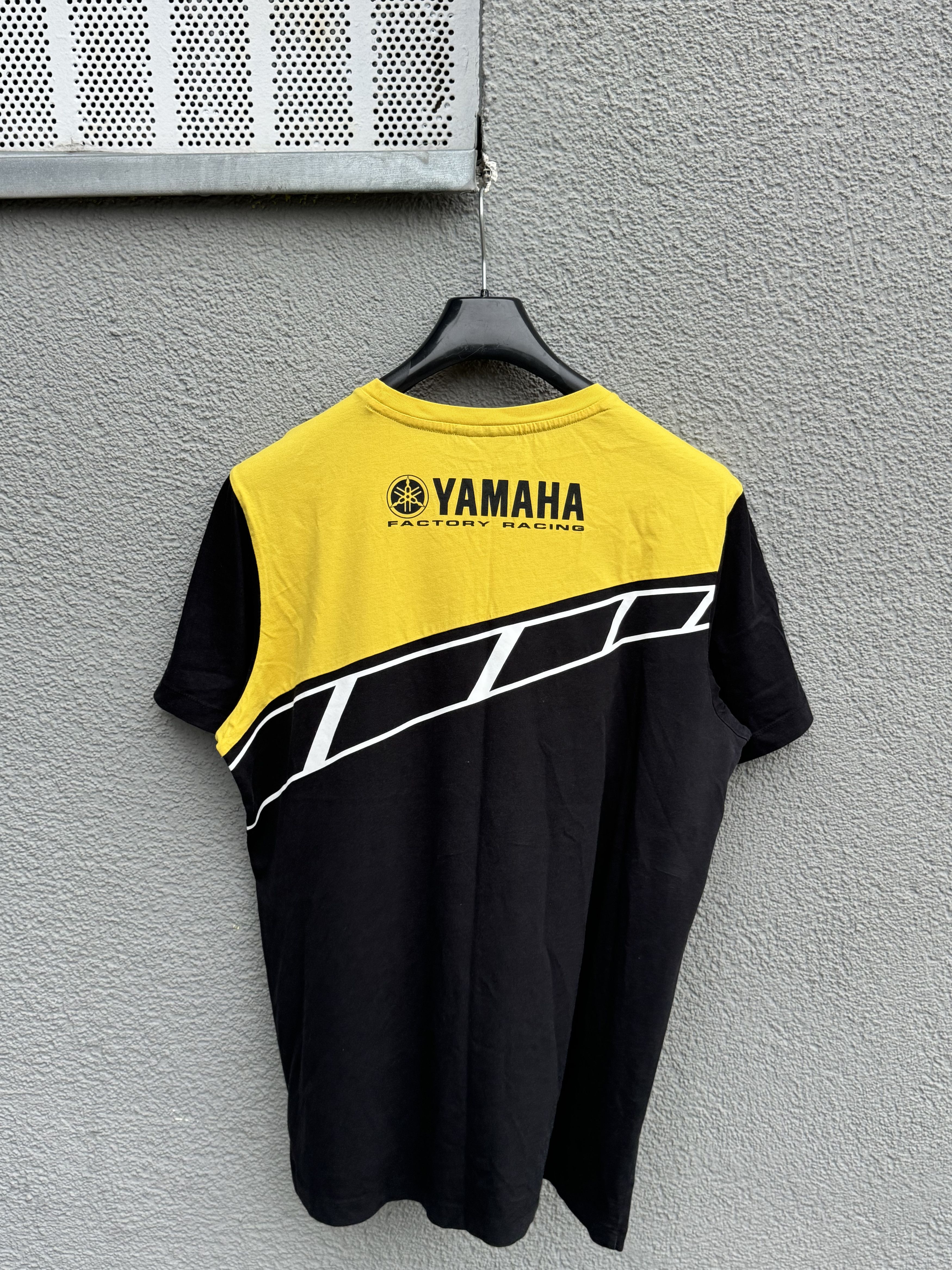 Japanese Brand × Yamaha Yamaha Racing Moto GP Valentino Rossi 46 T Shirt Size L Size US L / EU 52-54 / 3 - 8 Thumbnail