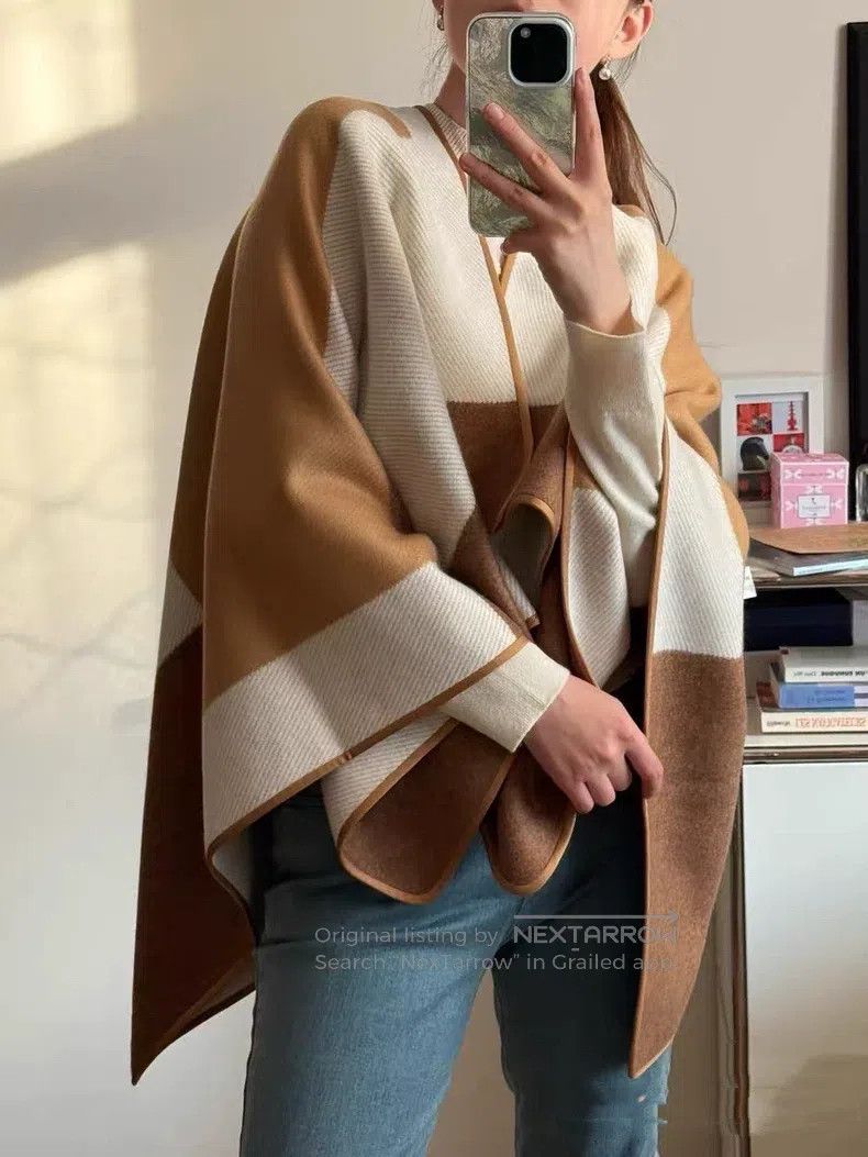 Hermes Hermes Color-blocked Cashmere Cloak Shawl Size M / US 6-8 / IT 42-44 - 7 Thumbnail