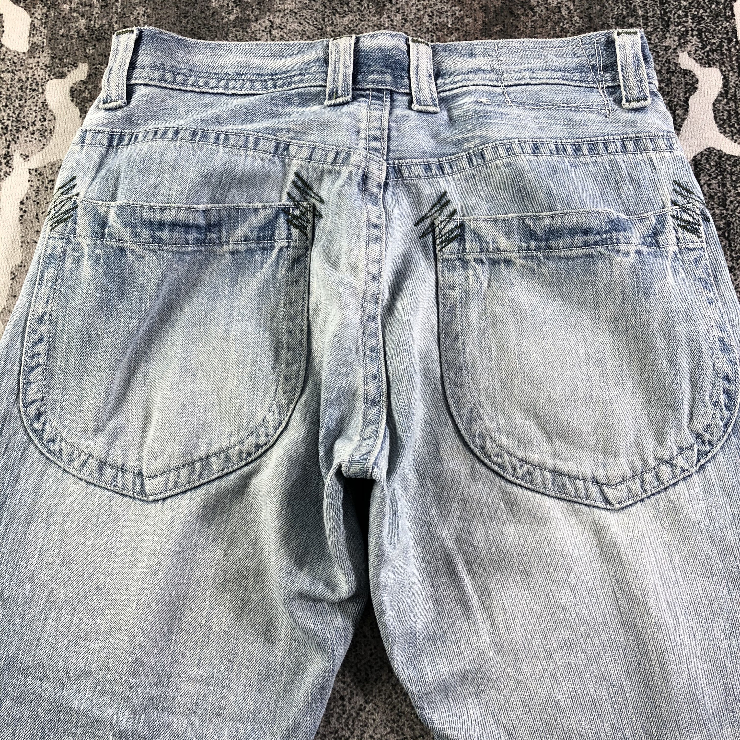 Japanese Brand GL Heart Jeans Light Wash Denim KJ2365 Size US 30 / EU 46 - 4 Thumbnail