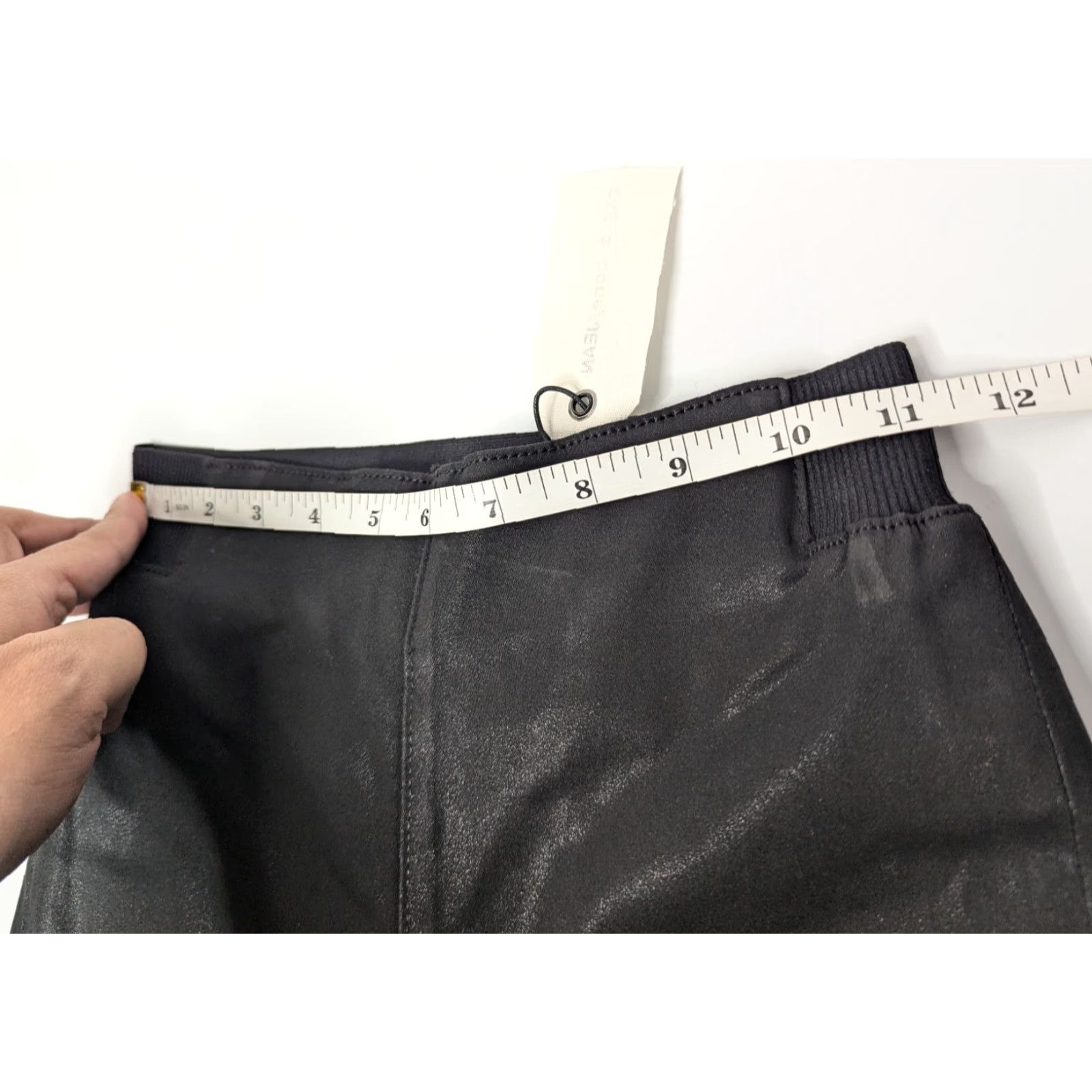 Rag & Bone NWT Rag & bone The Danny Coated Black Jogger Pants Leggings XS Pull-On Women Size XS Black Wax Coated Joggers Elastic Waist Hem Size 26" / US 2 / IT 38 - 7 Thumbnail