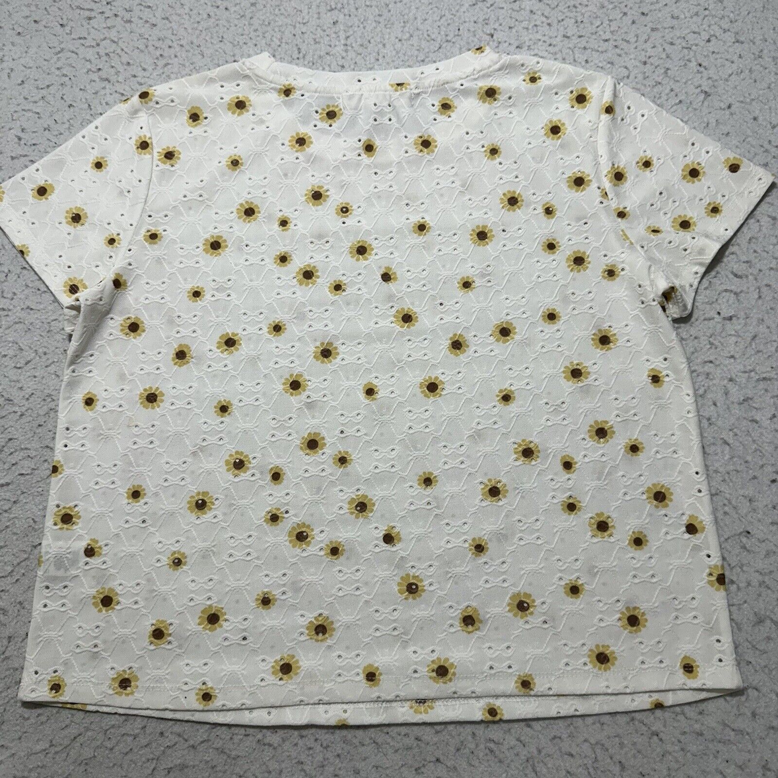 Other Wallflower Large White Sunflower Eyelet T Shirt Top Size L / US 10 / IT 46 - 10 Thumbnail