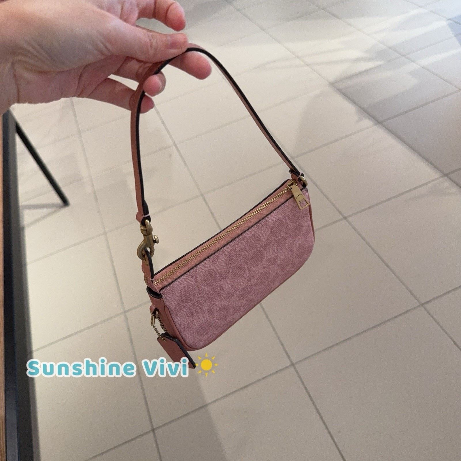 Coach NWT Coach Plaza Bag 18 Signature Canvas Leather Powder Pink Size ONE SIZE - 2 Thumbnail