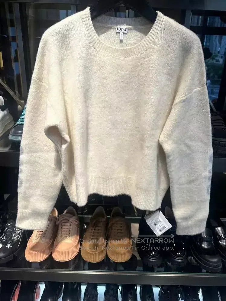 Loewe Loewe Sweater Size M / US 6-8 / IT 42-44 - 1 Thumbnail