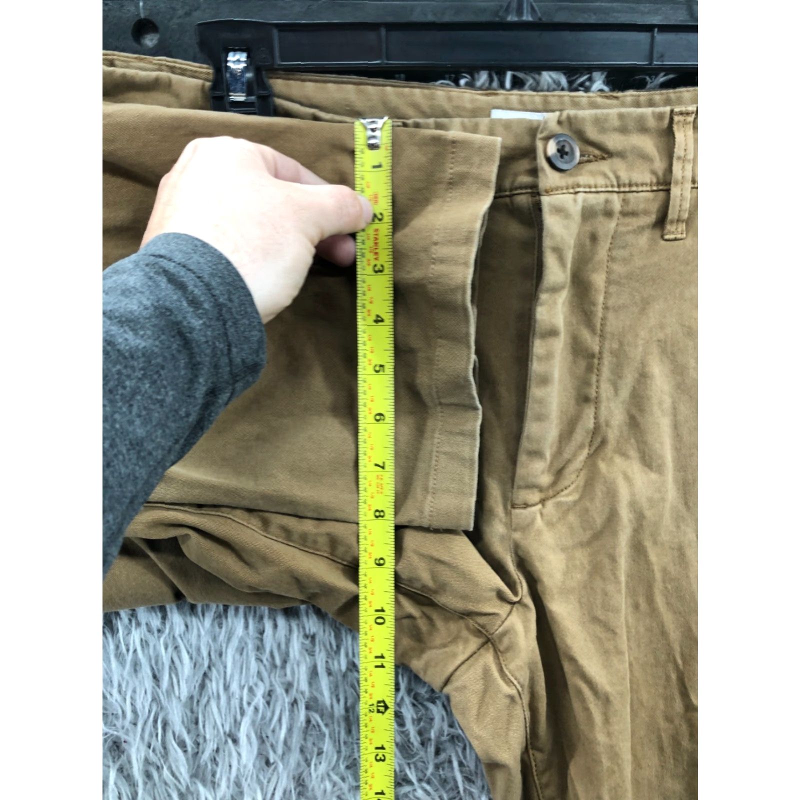 Weatherproof Goodfellow Hennepin Chino Pants Mens 34x28 Beige Medium Wash Chino Pockets Logo 5-Pocket Straight Leg Casual Travel Summer Fall Spring Winter Size US 34 / EU 50 - 4 Thumbnail