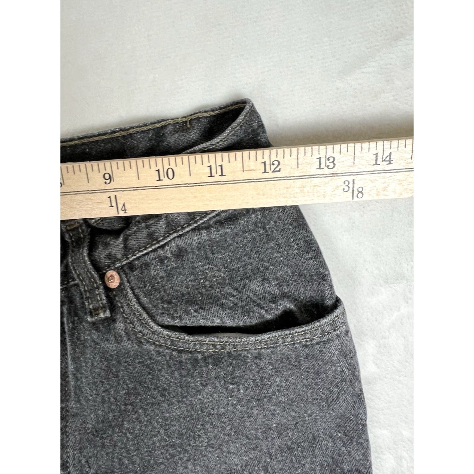 Levi's VINTAGE Levi’s 501 Jeans Black Denim Women’s 5 M Made In USA Womens Jeans 32in Inseam Tapered USA 80s 90s Size 27" / US 4 / IT 40 - 4 Thumbnail