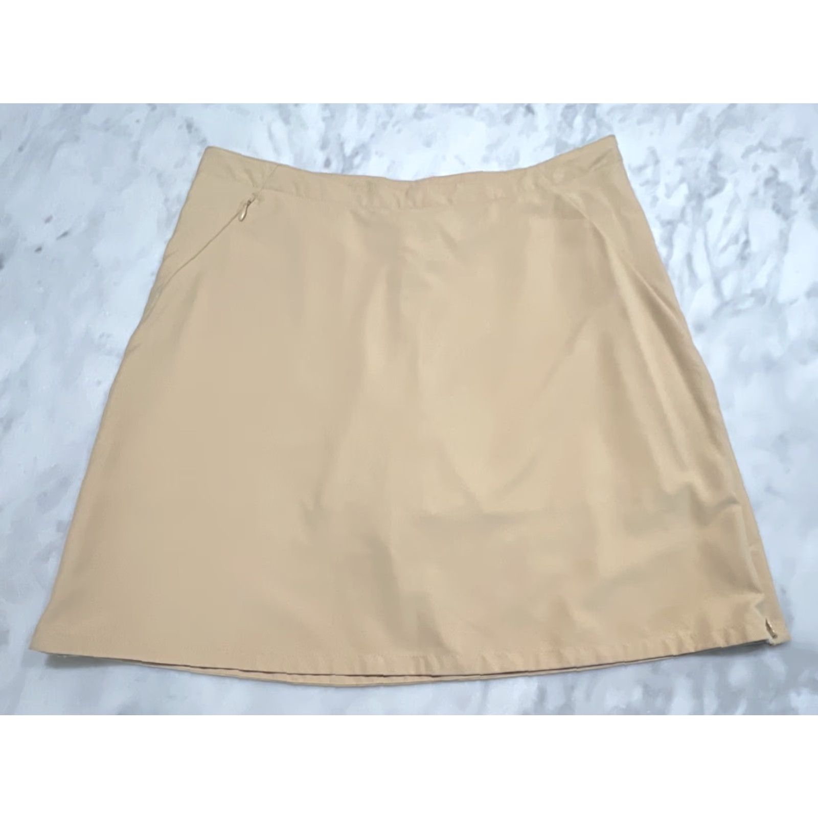 Patagonia Patagonia Skort Women’s 2 Tan Zip Pocket Golf Pickleball Active Size ONE SIZE - 2 Thumbnail