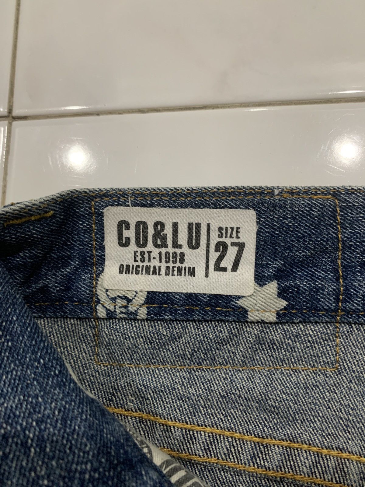 Japanese Brand Co&Lu Multi Logo All Over Print Jeans Size US 31 - 11 Thumbnail