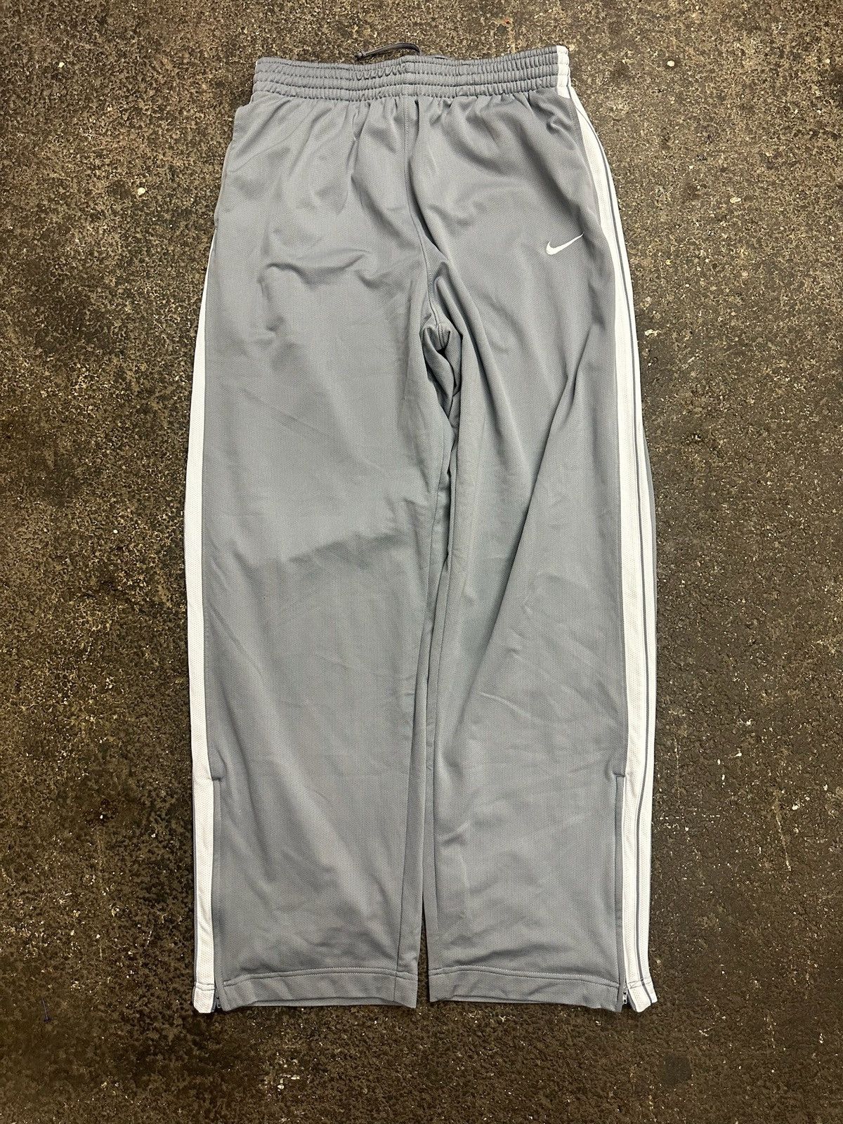 Nike Y2k nike zippered basketball track pants Size US 30 / EU 46 - 1 Thumbnail