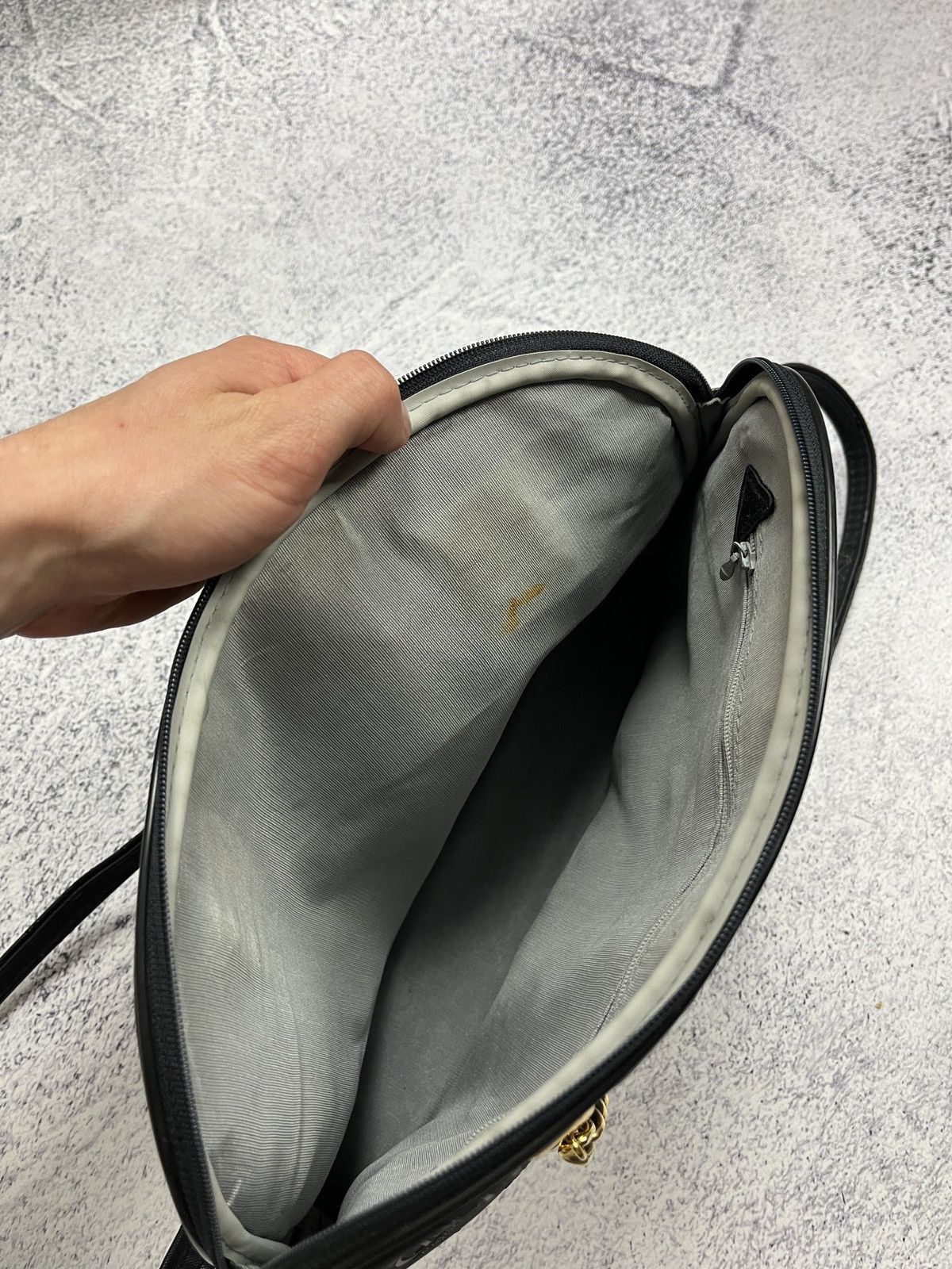 Christian Dior Monsieur Vintage 90’s Christian Dior CD Monogram Logo Shoulder Bag Size ONE SIZE - 9 Thumbnail