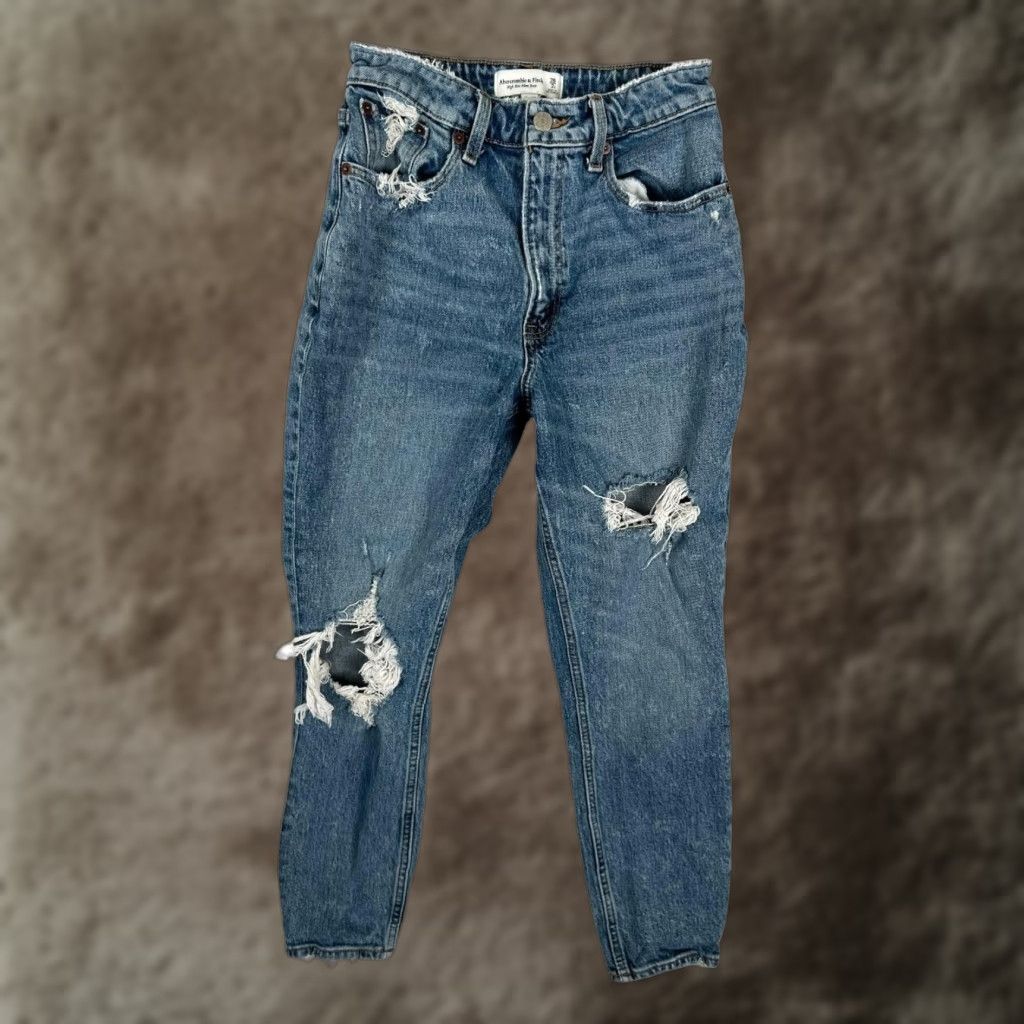 Abercrombie & Fitch Abercrombie & Fitch High Rise Mom Jeans Womens 26 Distressed Blue 5-Pocket Curve Love Jeans Size 26" / US 2 / IT 38 - 1 Thumbnail