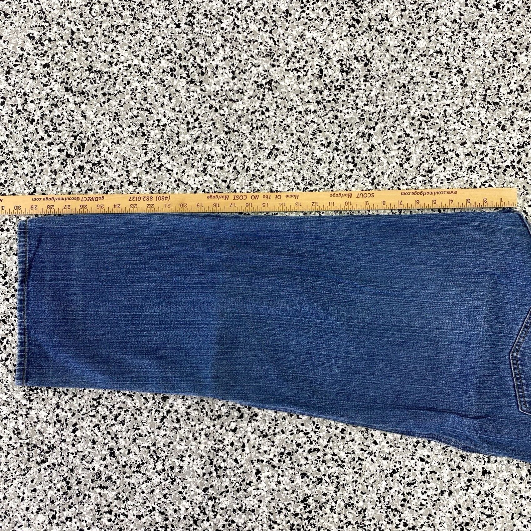 Vintage VINTAGE Laguna Sport Jeans Men's 37X30 Blue Denim Wide Leg Factory Fades Jeans Mens Blue 90s Hip Hop Casual Workwear Wide Leg Size US 37 - 5 Thumbnail