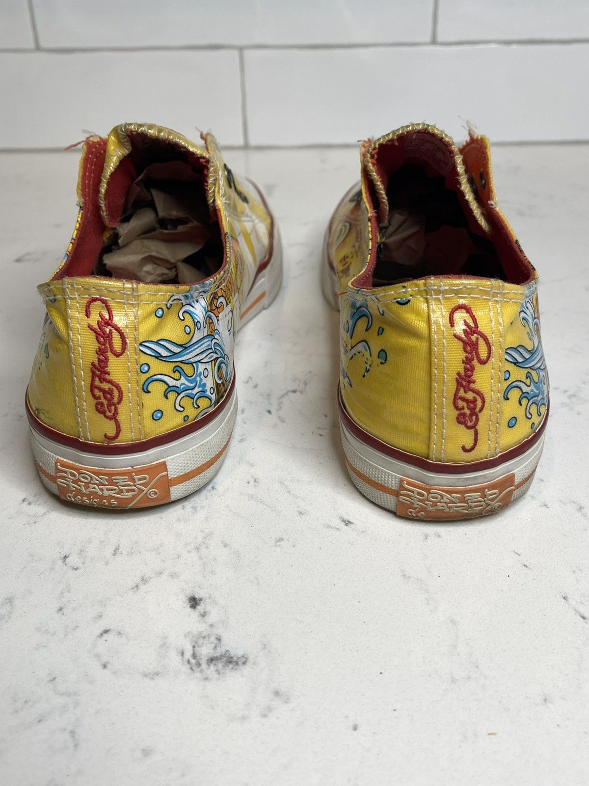 Ed Hardy Y2K Ed Hardy Low Top Sneakers Yellow w Fish Print Logo Sz 9 Size US 9 / IT 39 - 6 Thumbnail