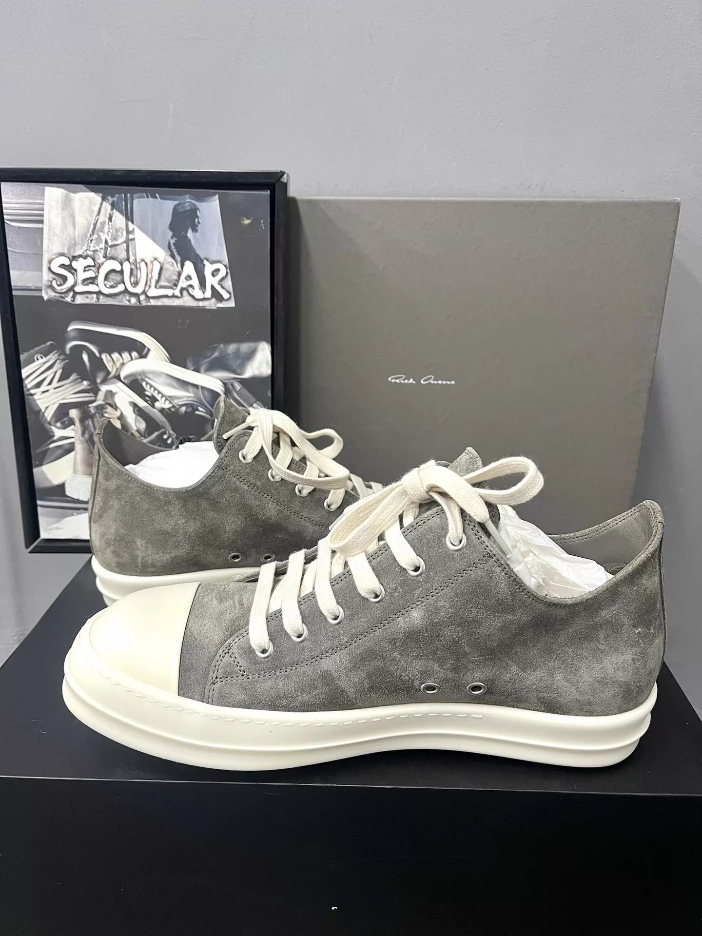 Rick Owens Rick Owens 26SS Light Grey Suede Low Sneakers K34 Size US 7 / EU 40 - 6 Thumbnail
